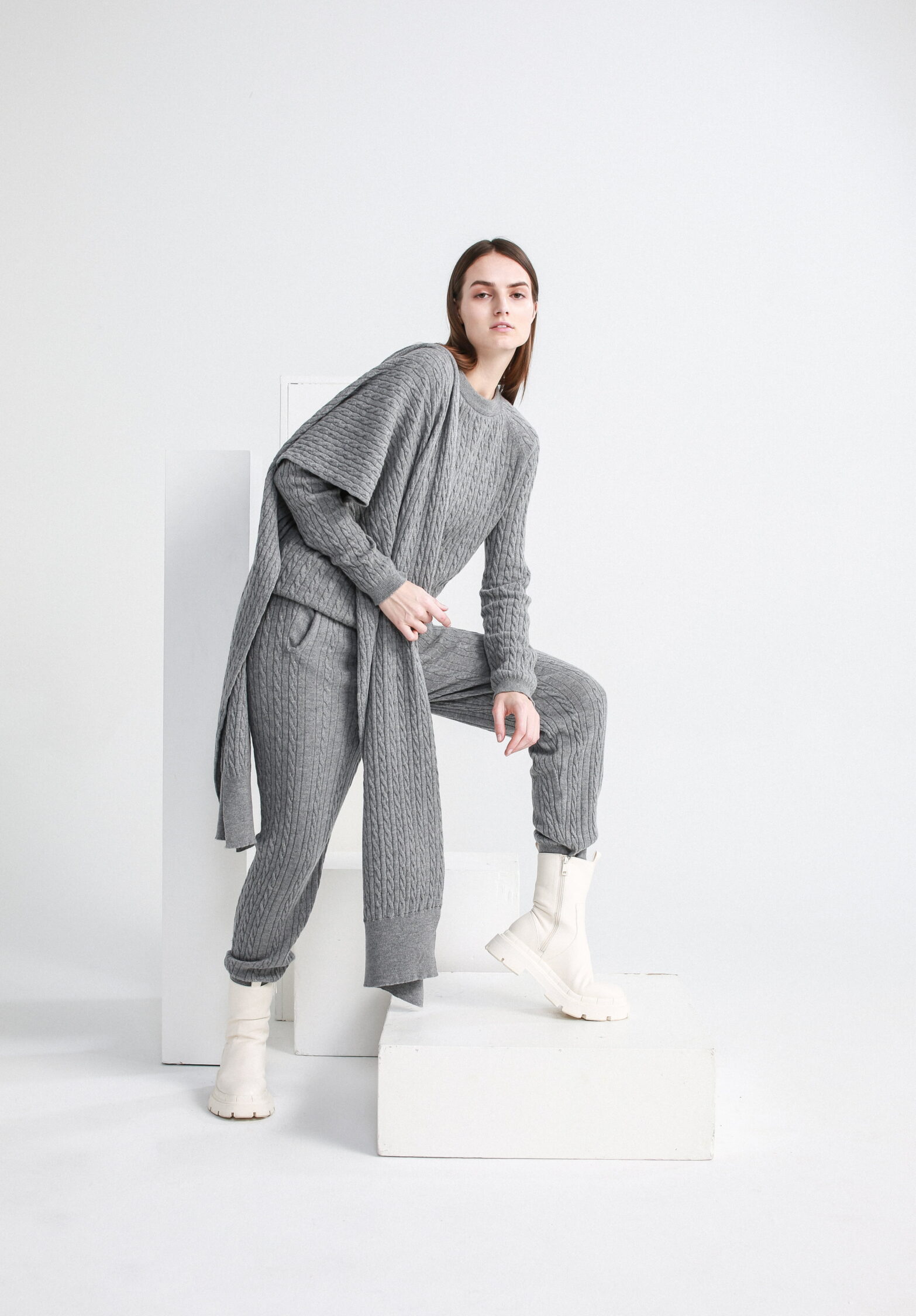 isabella kelnės | unlabel mezginiai