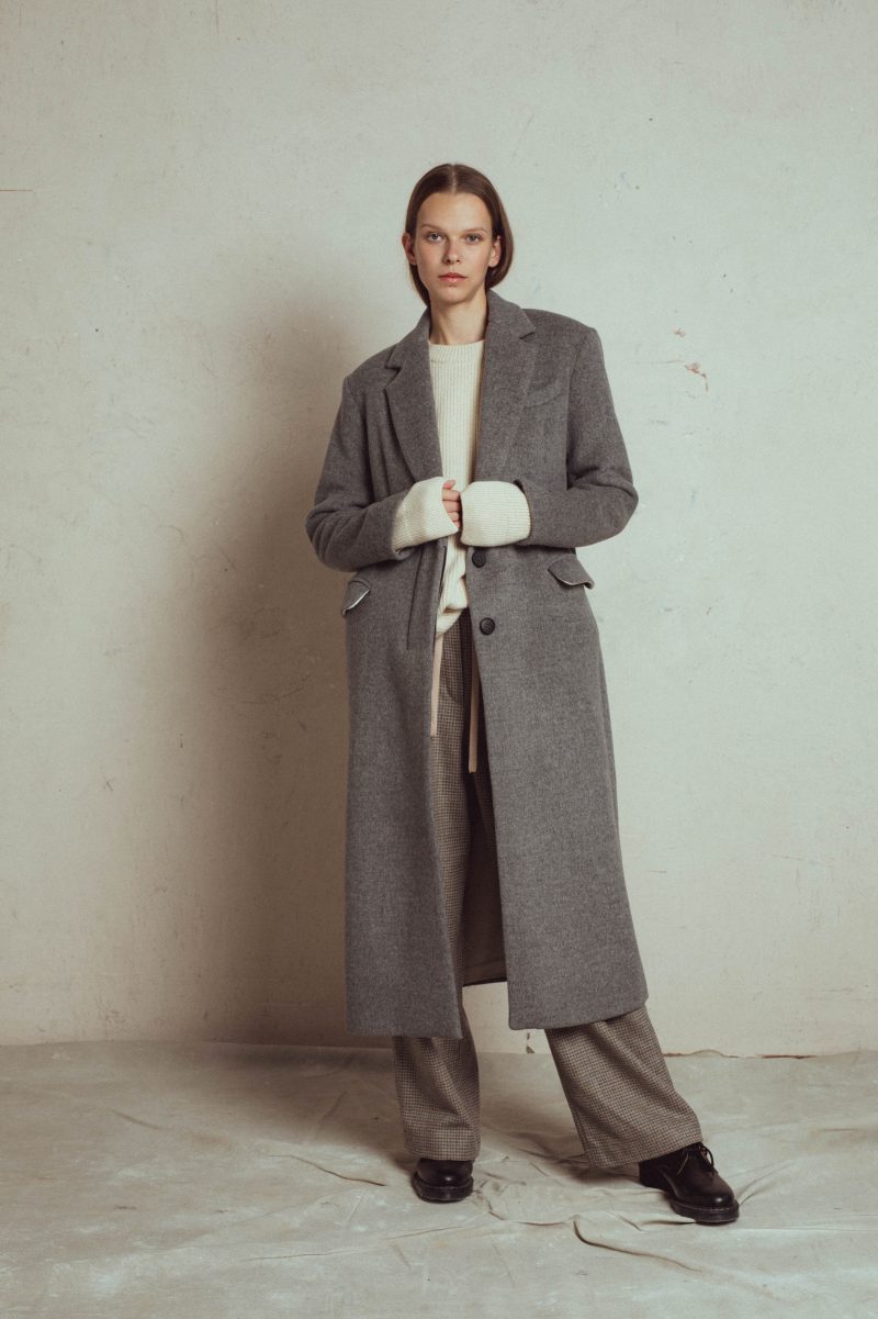 long wool coat birla made by unlabel, italian stiff fabric 100% wool , loose straight fit long coat classic men style silhouette with shoulder pads.