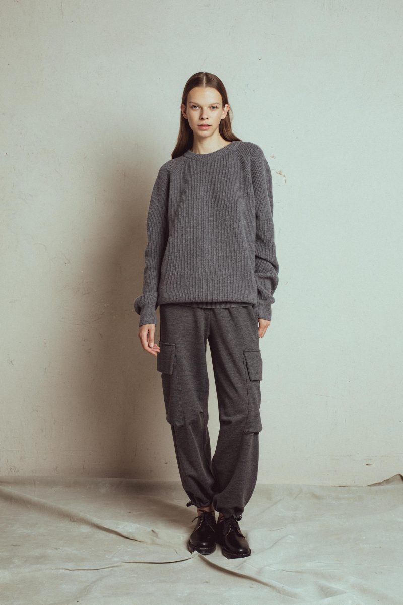 oversize cargo pants shadow, italian thick terry fabric from 100% wool, loose straight fit, wide trousers with big side pockets. waistband and bottom gathered with elastic strap.