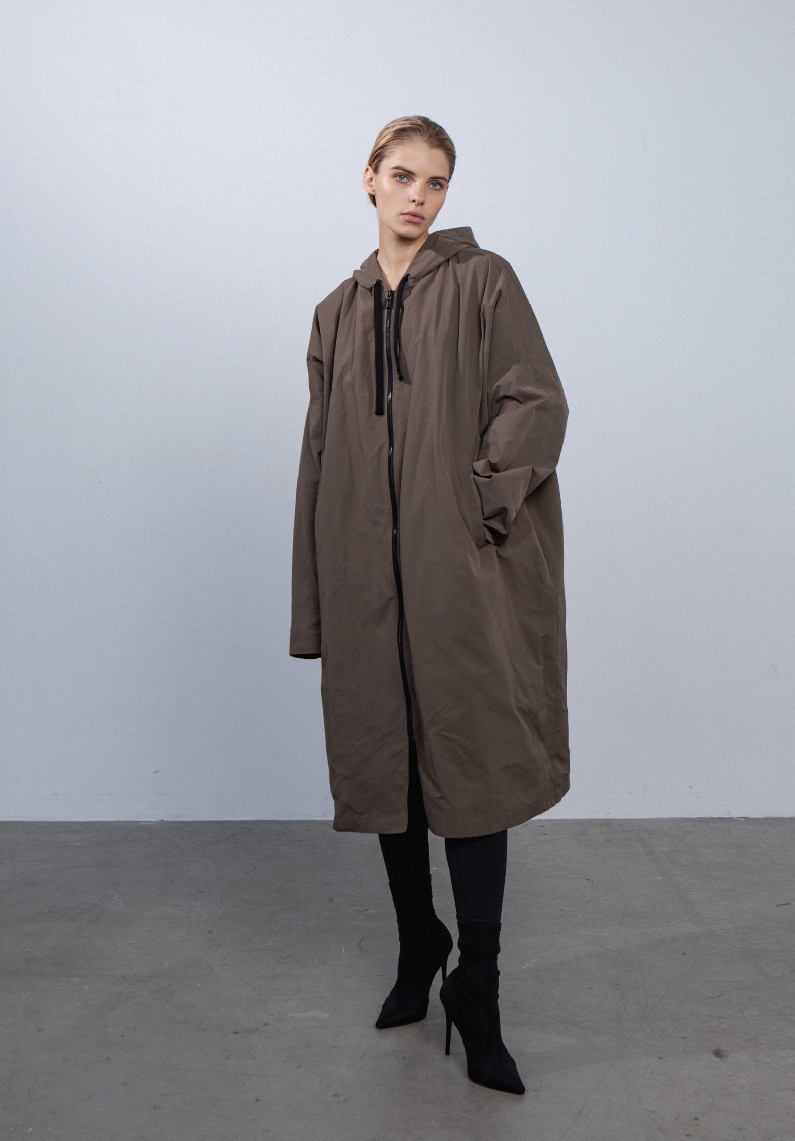 macau raincoat | unlabel ss'23