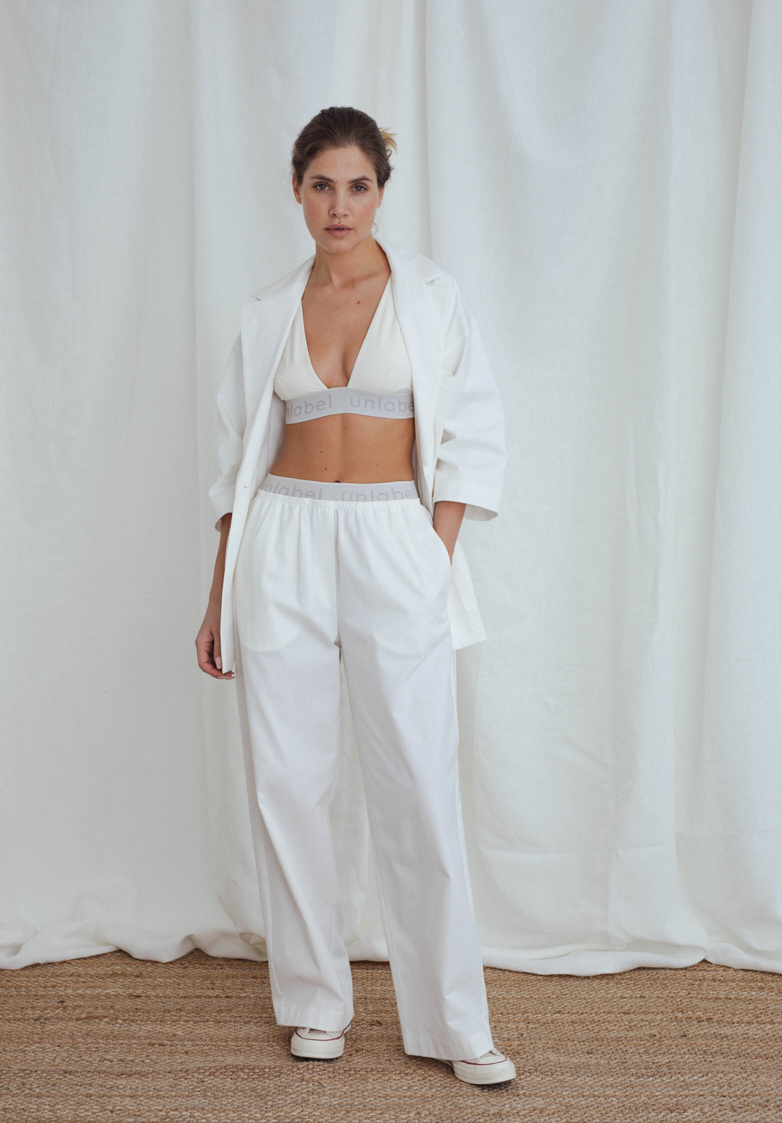 modest pants | unlabel ss23