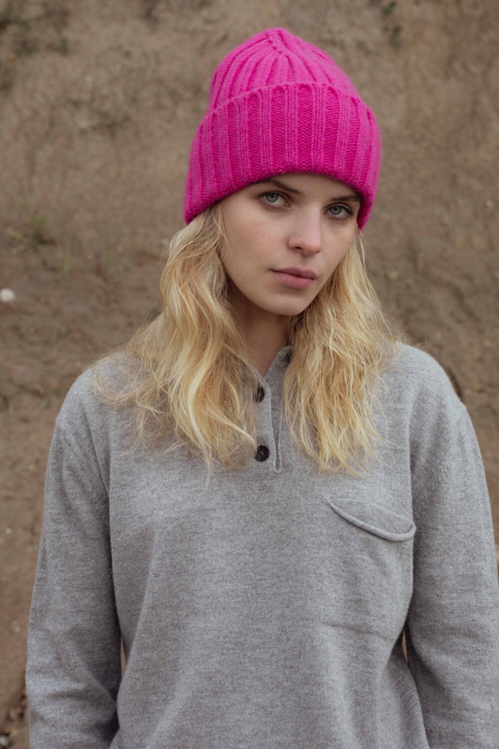 aras hat, fuchsia | unlabel fw 23/24