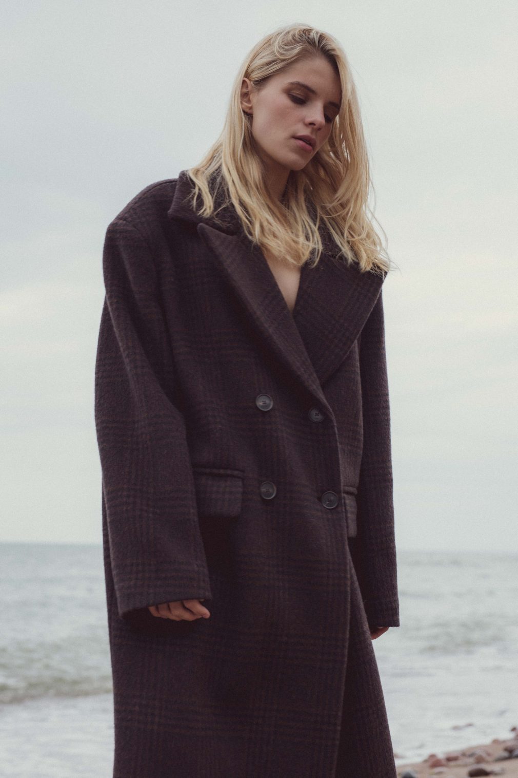 fabre oversized coat  | unlabel