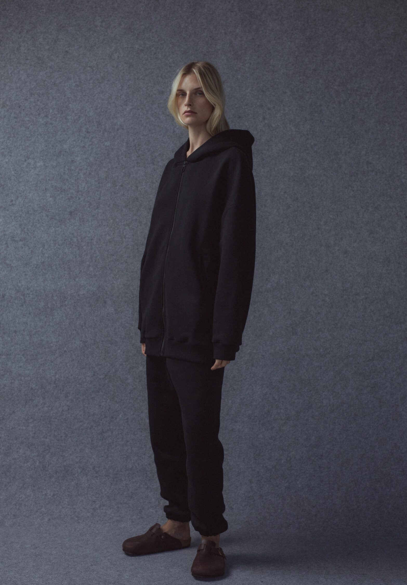 hoodie oak  | unlabel