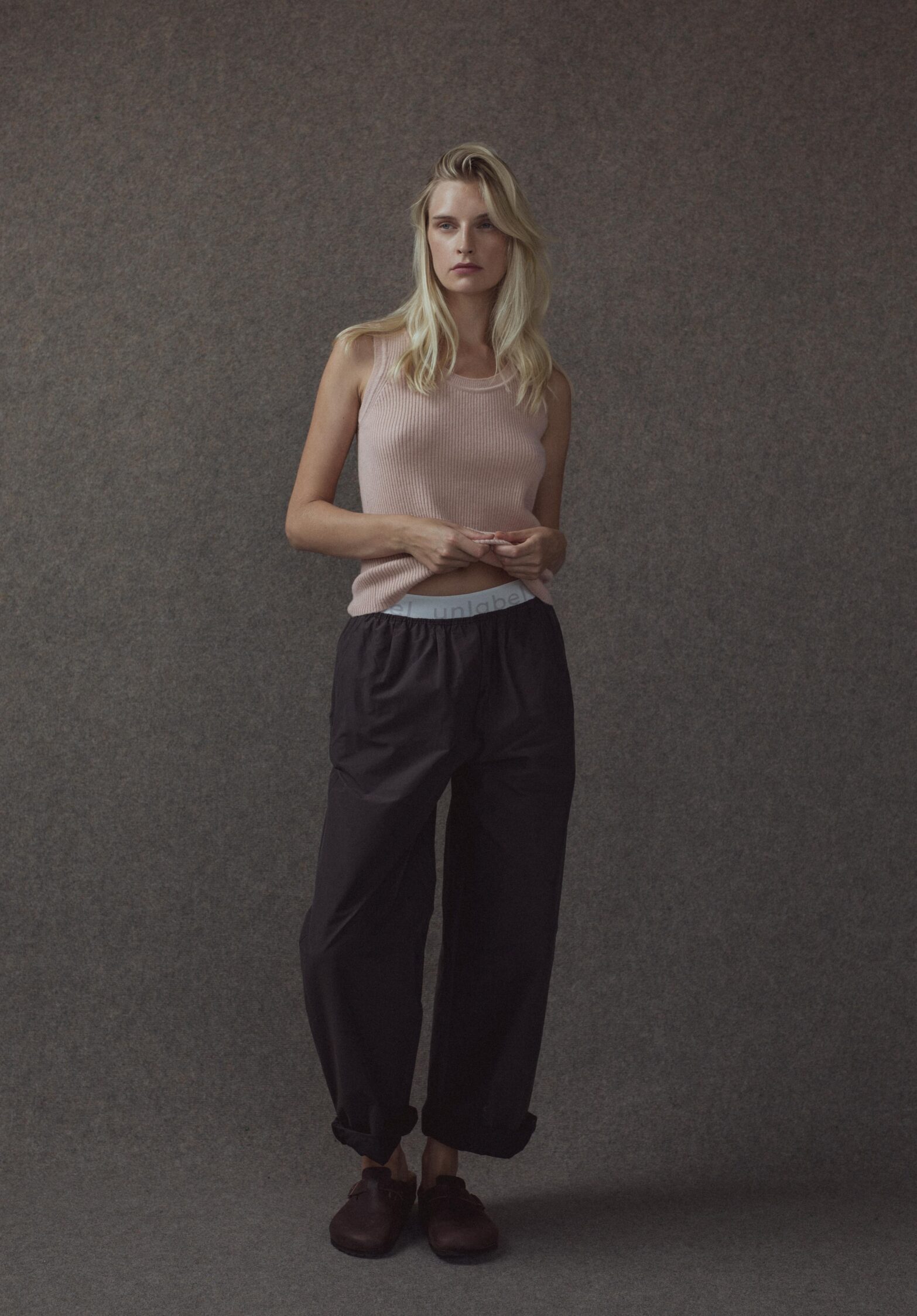 rise pants  | unlabel