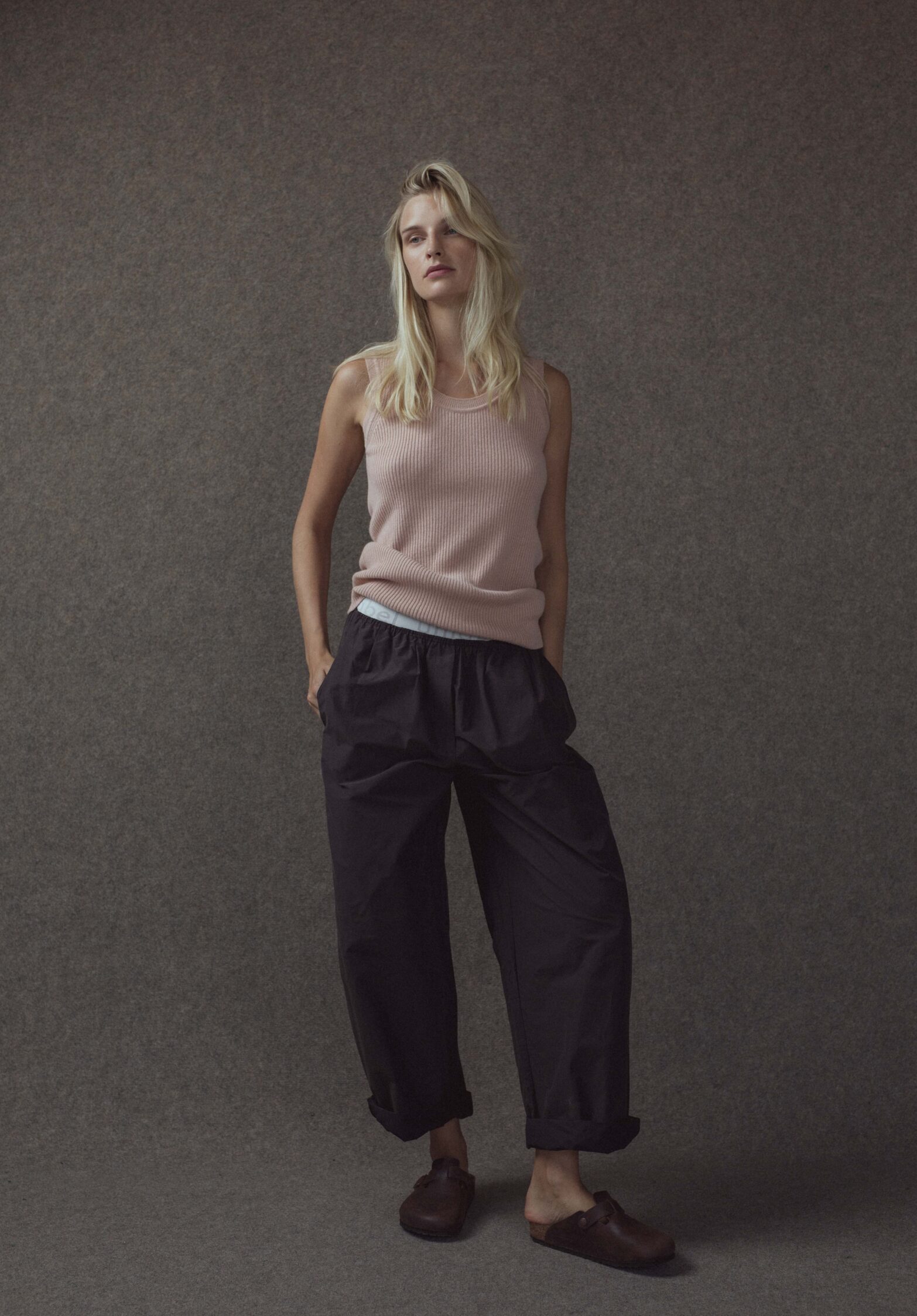 rise pants  | unlabel
