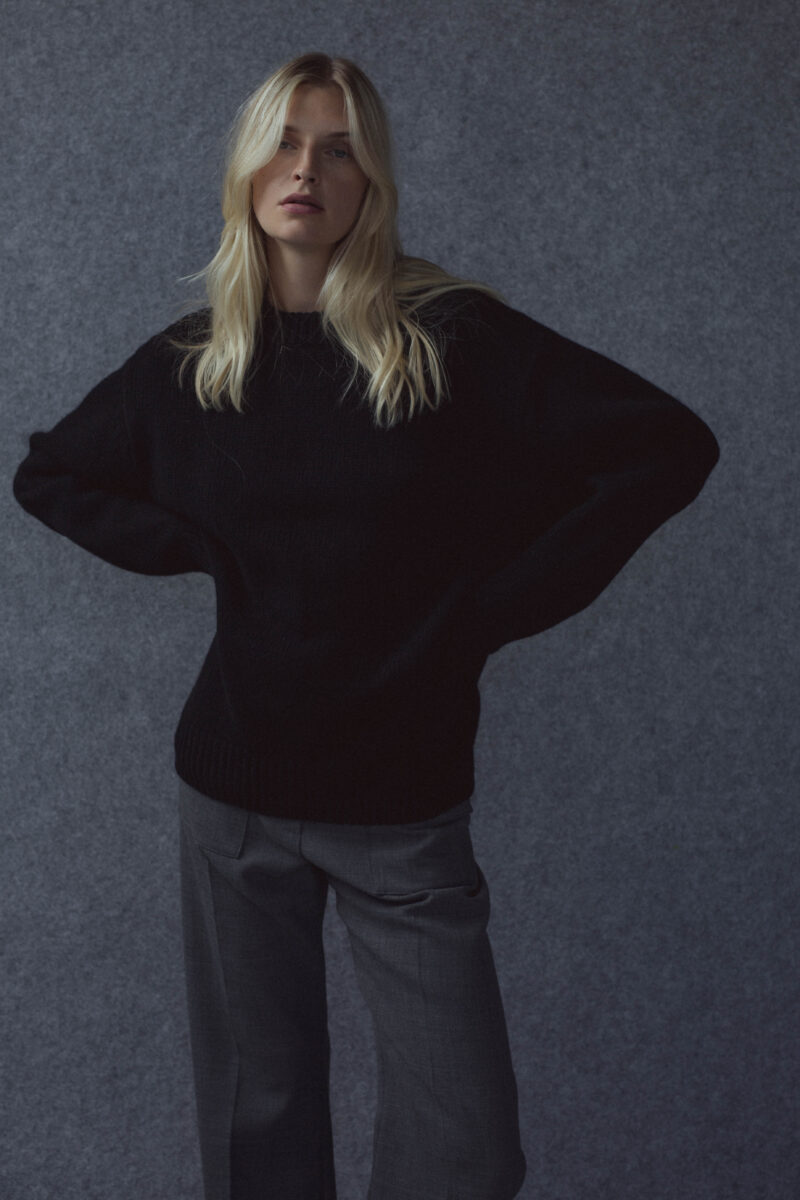 anano sweater
