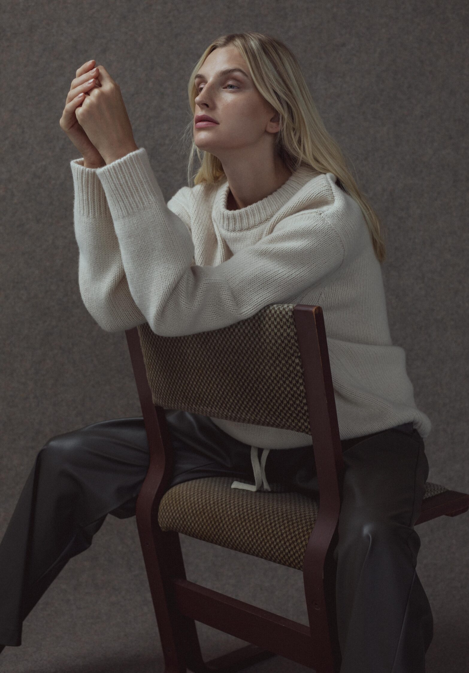 sweater rumoi  | unlabel