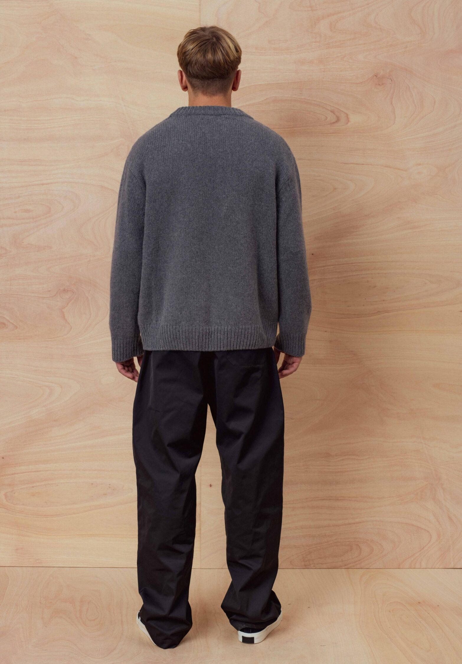 sweater mui  | unlabel
