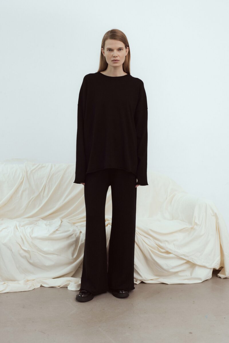 Eber knitted pants  | unlabel