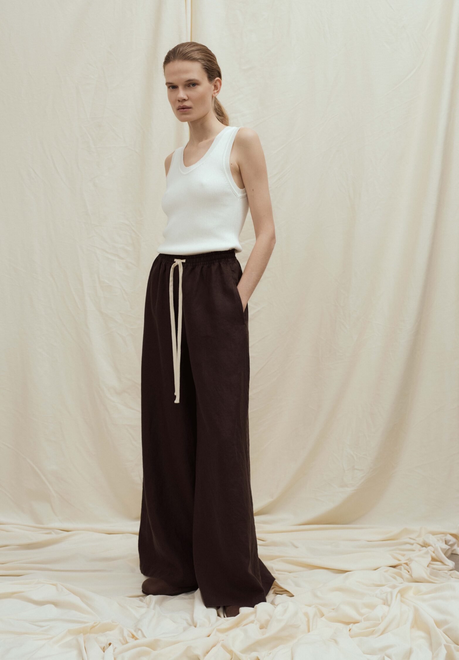 Fiacre knitted sleeveless top  | unlabel