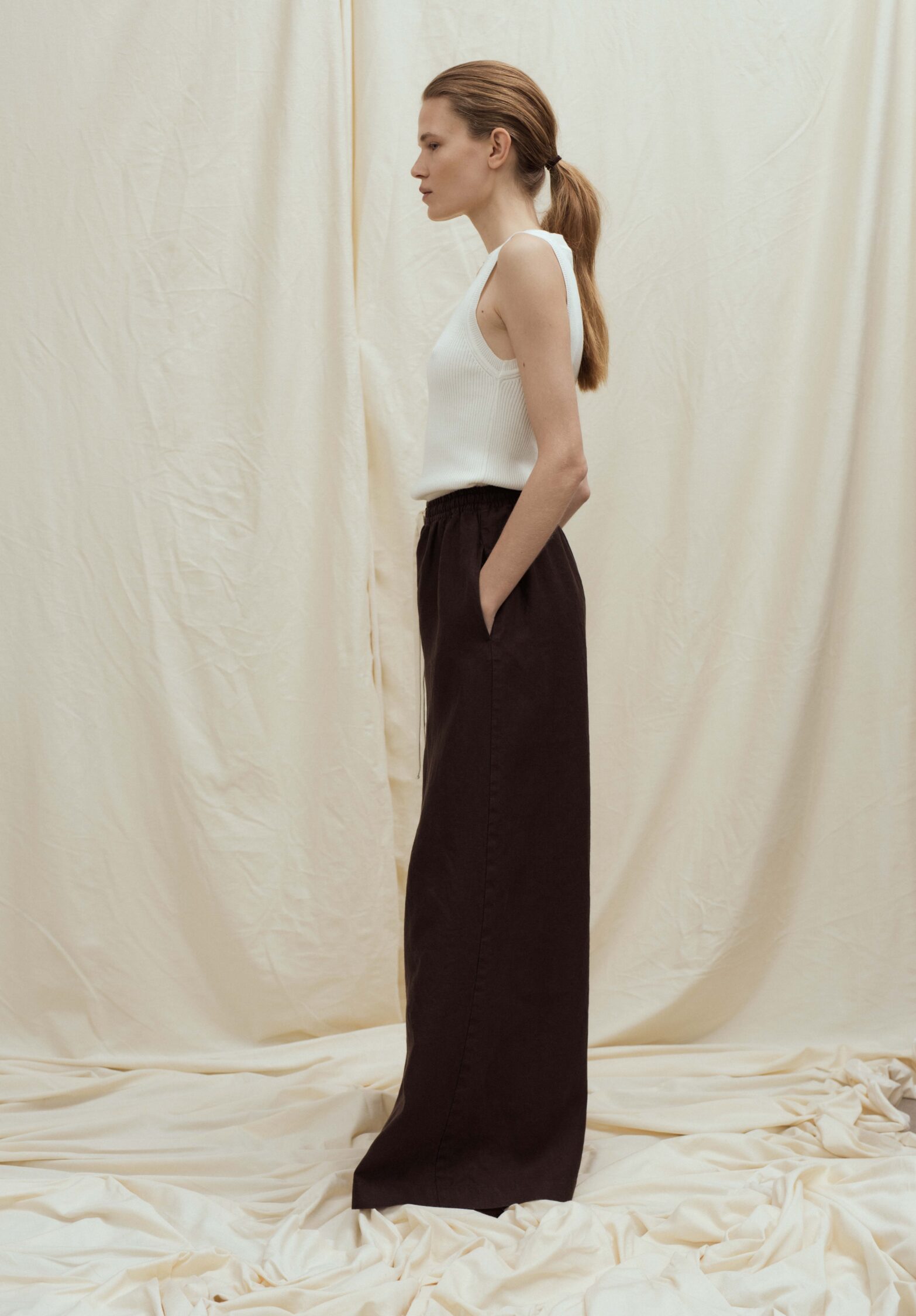 Fiacre knitted sleeveless top  | unlabel