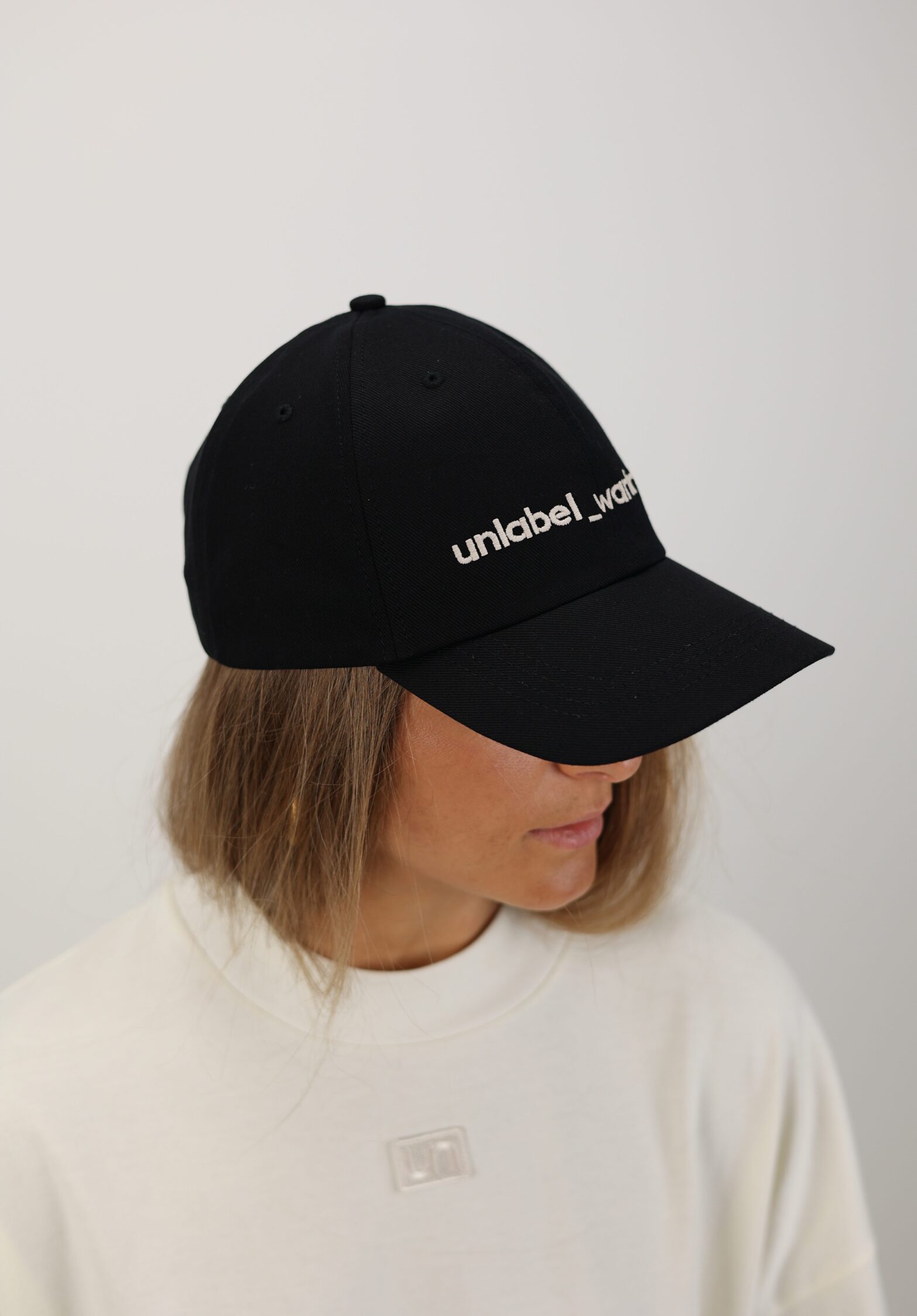 unlabel cap black white  | unlabel