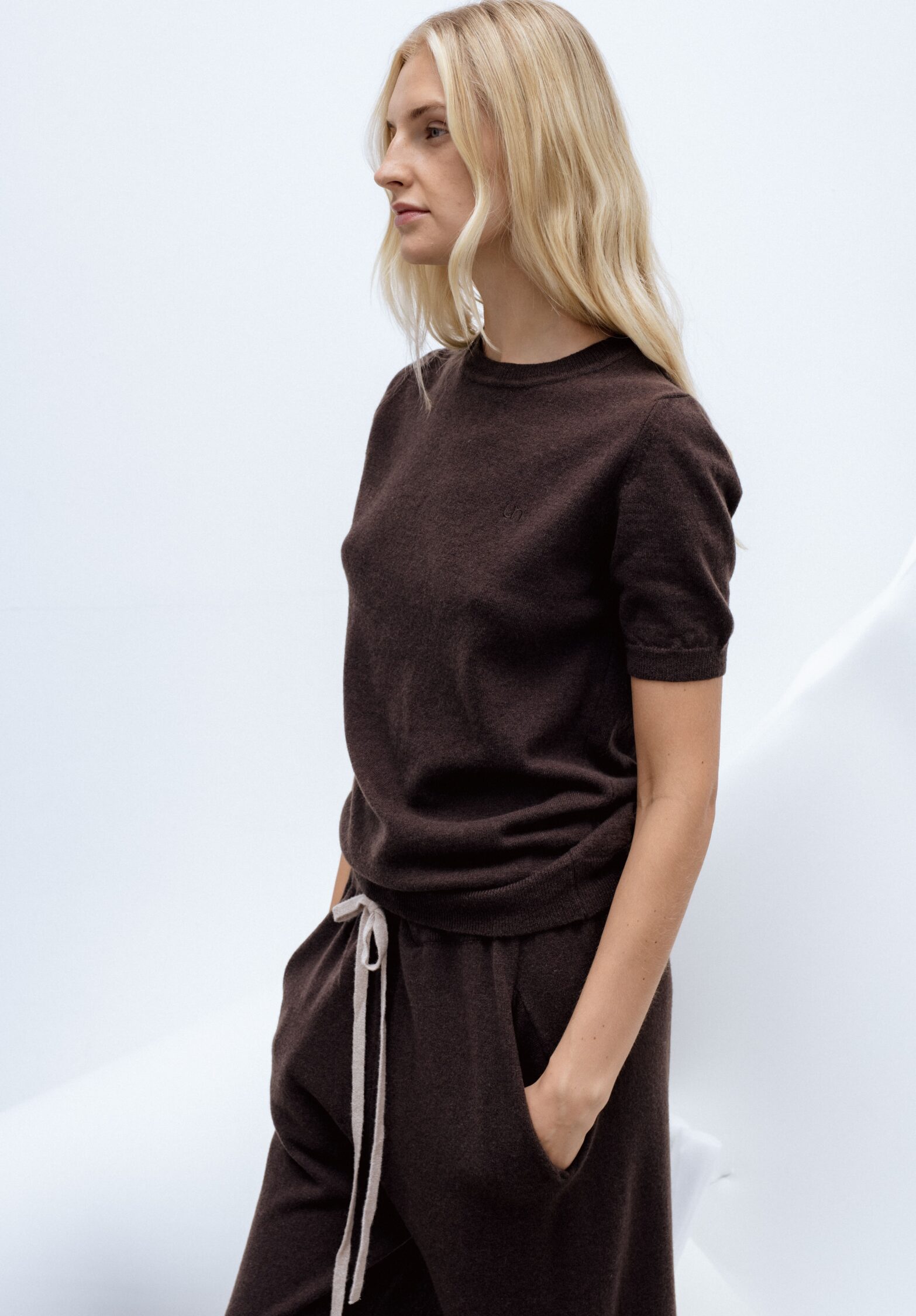 sweater alps  | unlabel