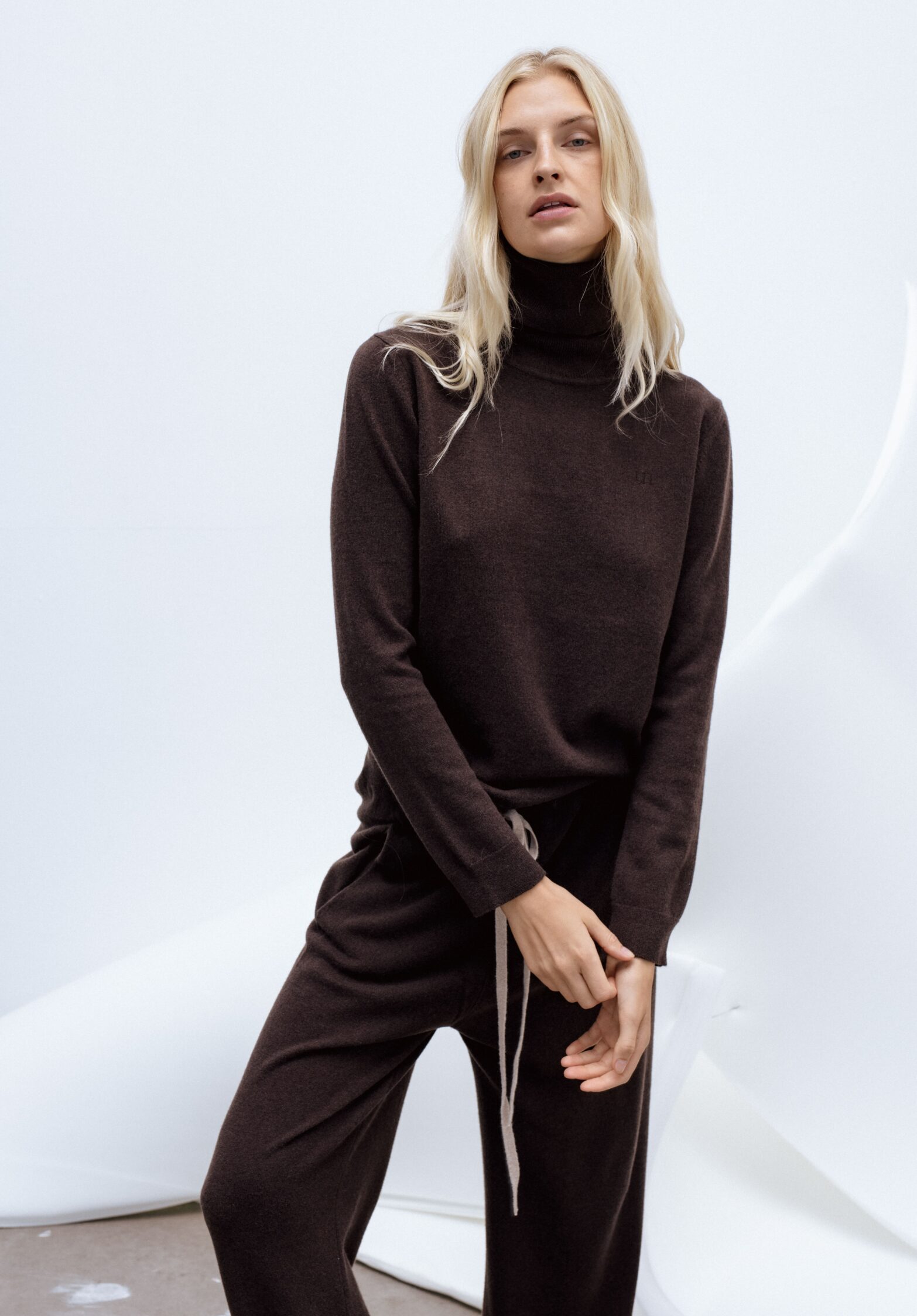 sweater stromboli  | unlabel