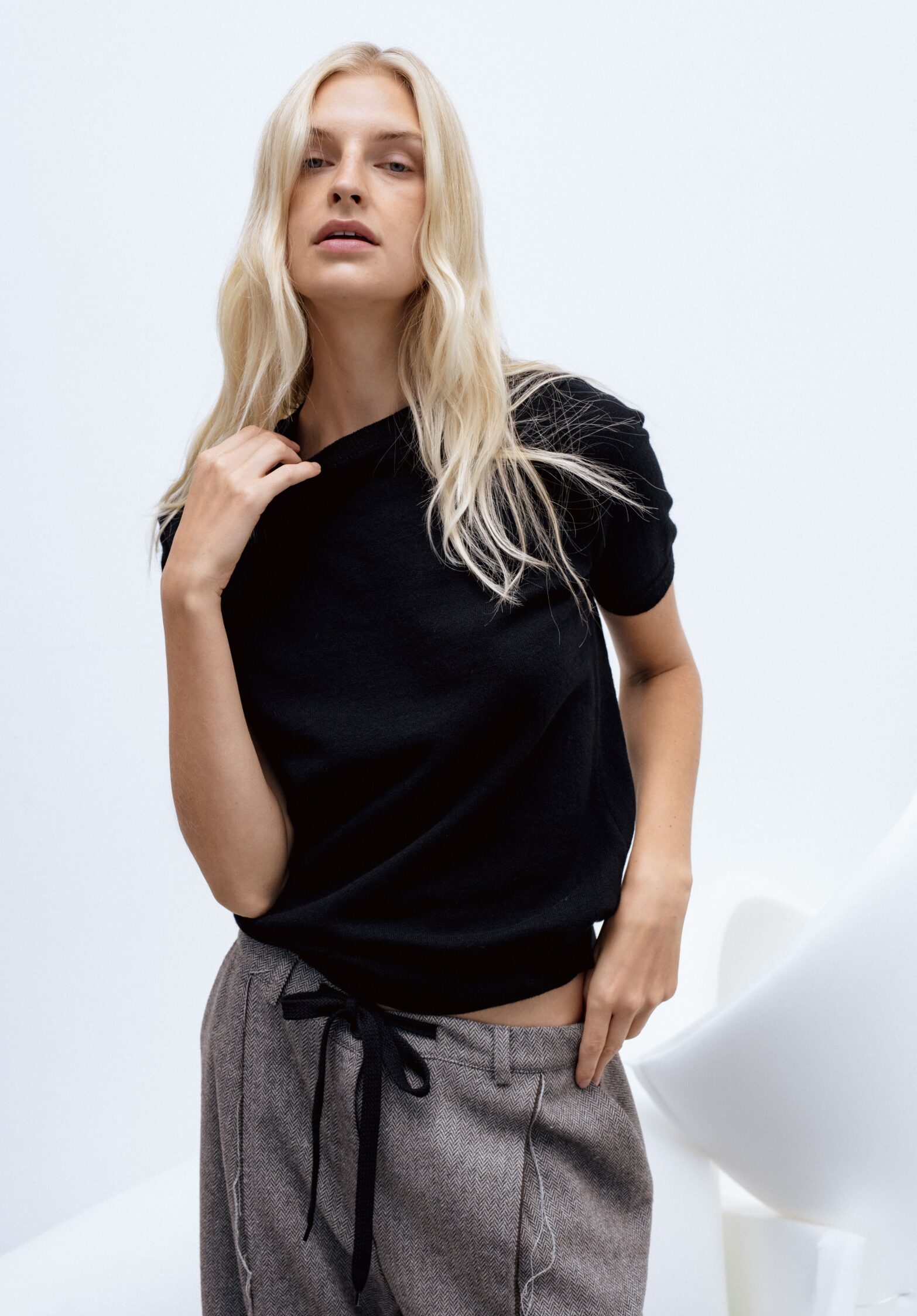 Akutan short sleeve sweater  | unlabel