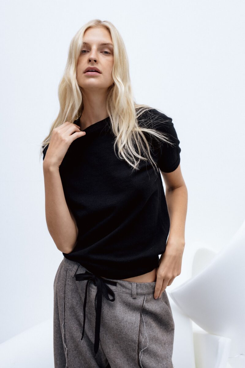 Akutan short sleeve sweater  | unlabel