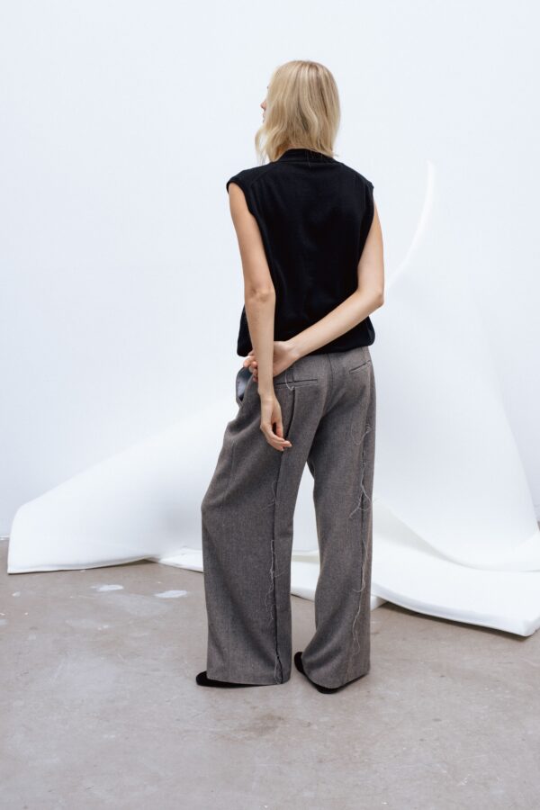 Lascar knitted vest  | unlabel