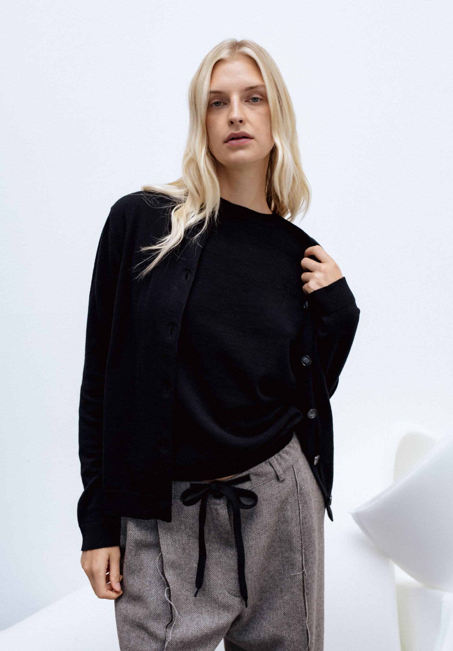 Nantai knitted cardigan  | unlabel