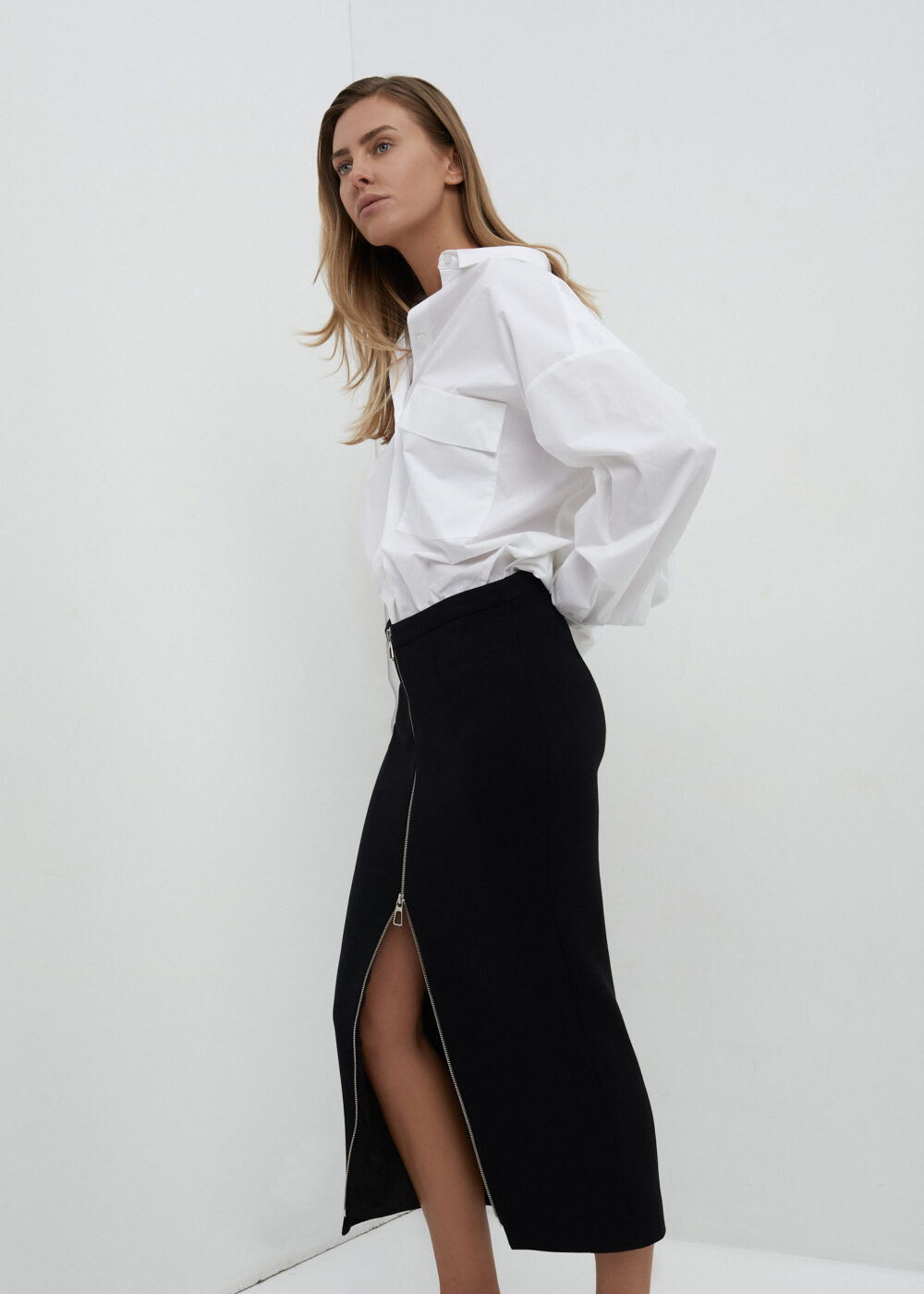 Loop pencil skirt with zipper  | unlabel
