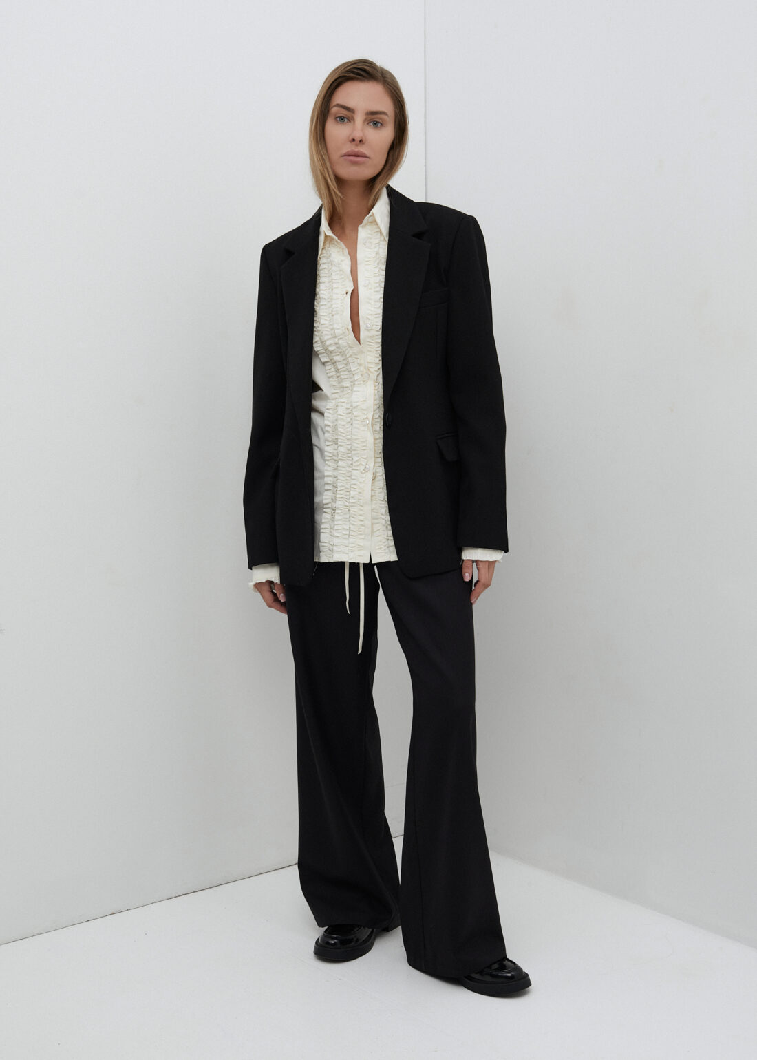 Puff drawstring pants  | unlabel