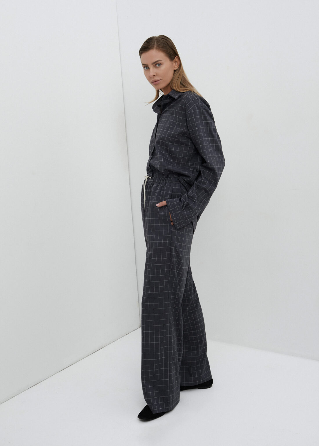 Whisper drawstring pants  | unlabel
