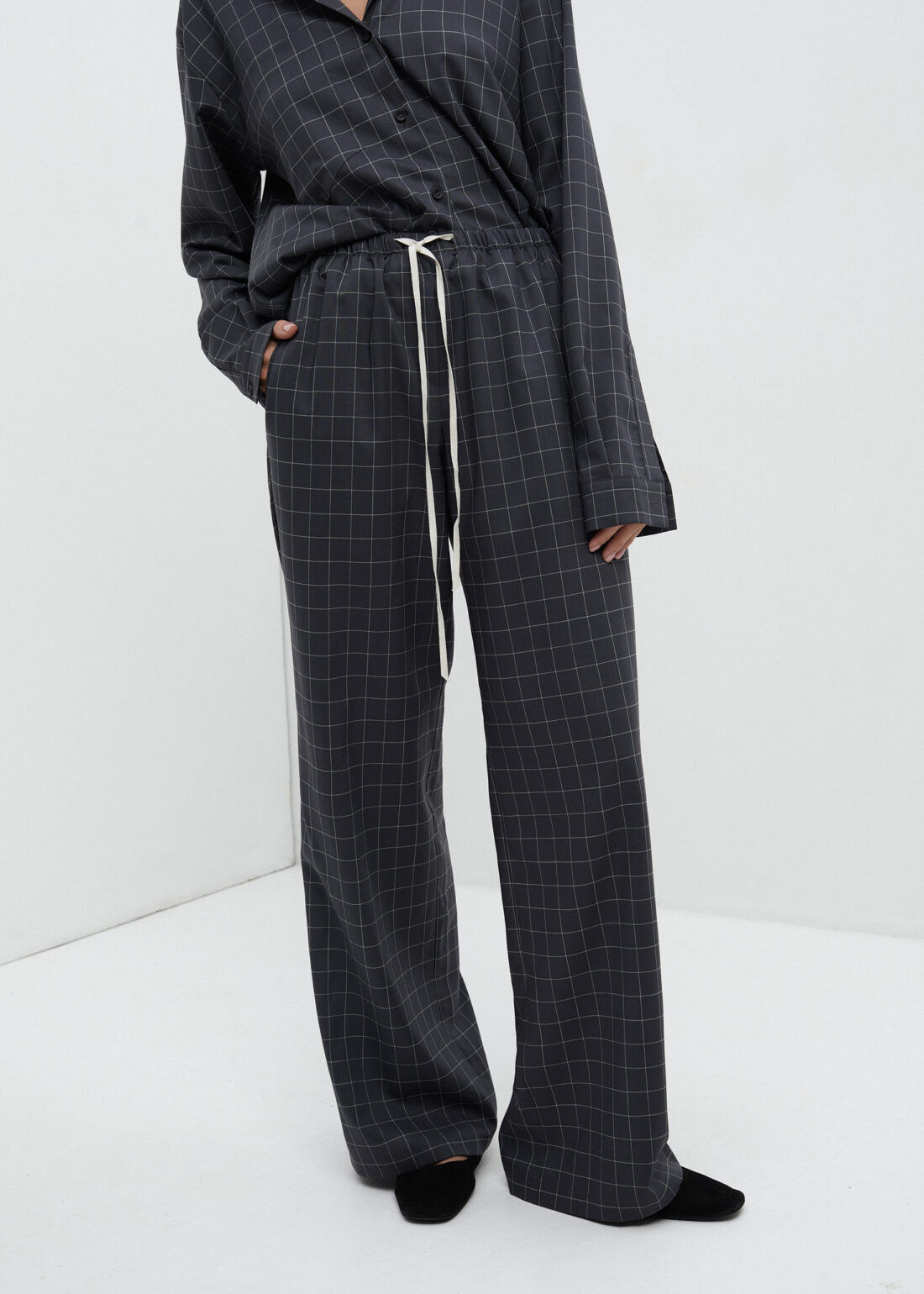 Whisper drawstring pants  | unlabel