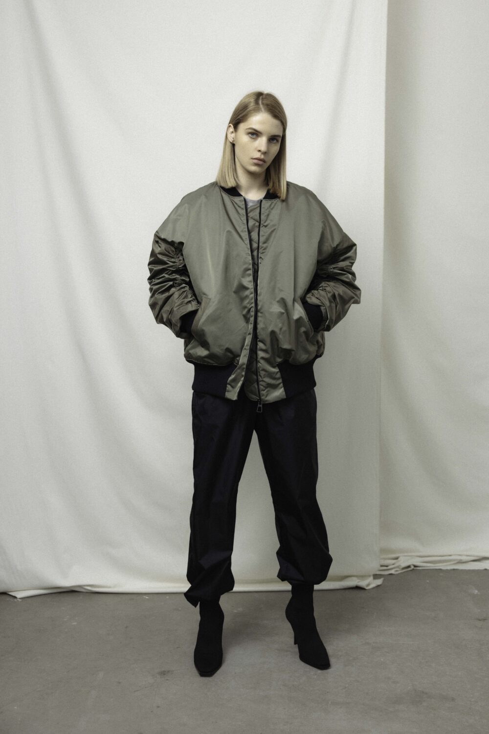 miu bomber jacket  | unlabel