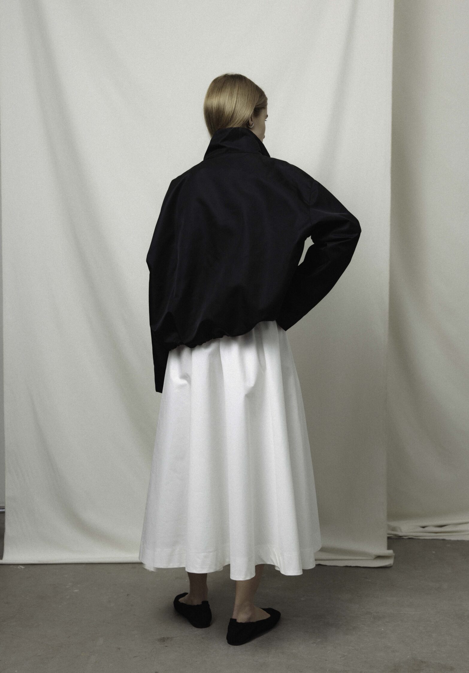 gildi light jacket with zipper  | unlabel