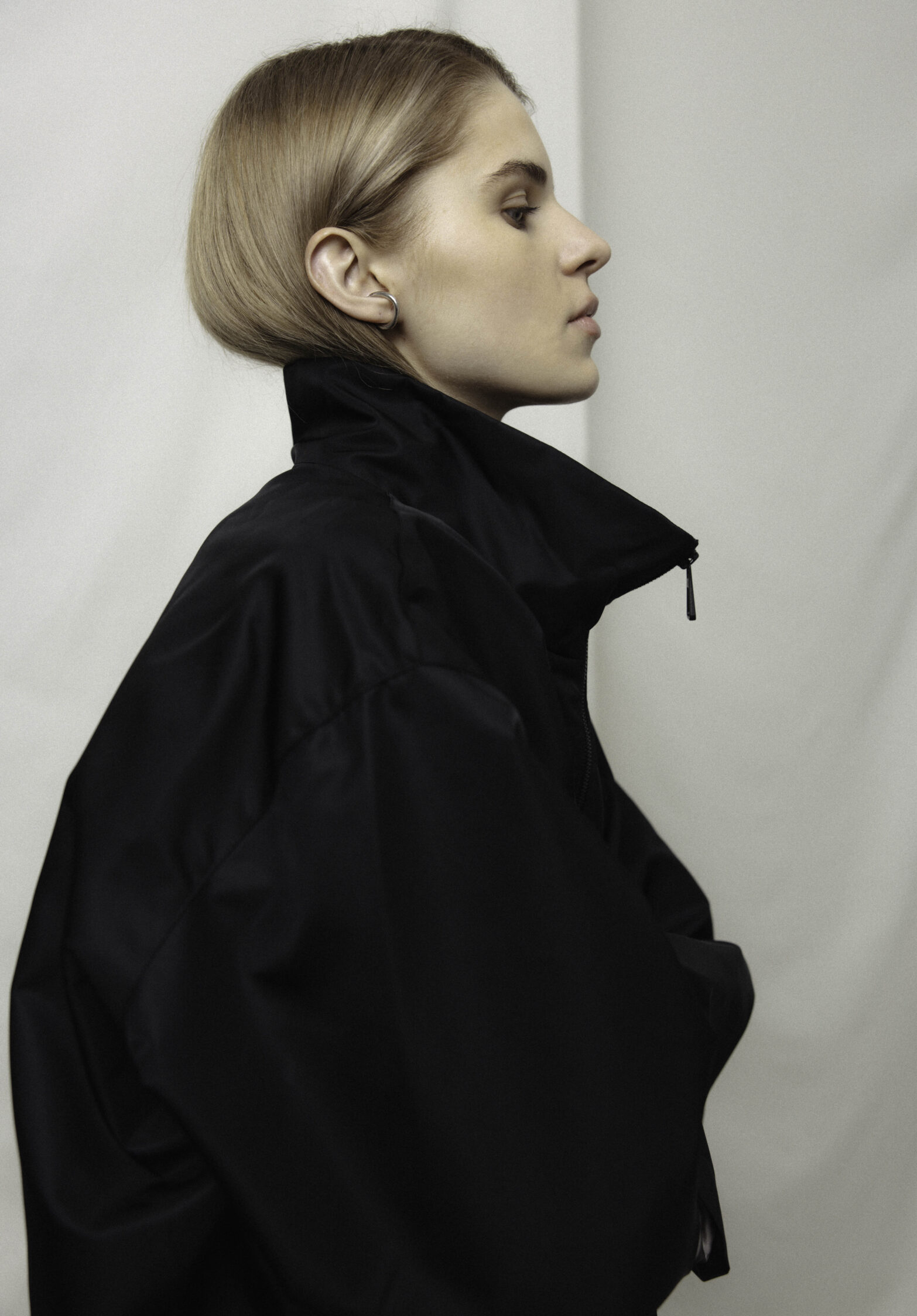gildi light jacket with zipper  | unlabel