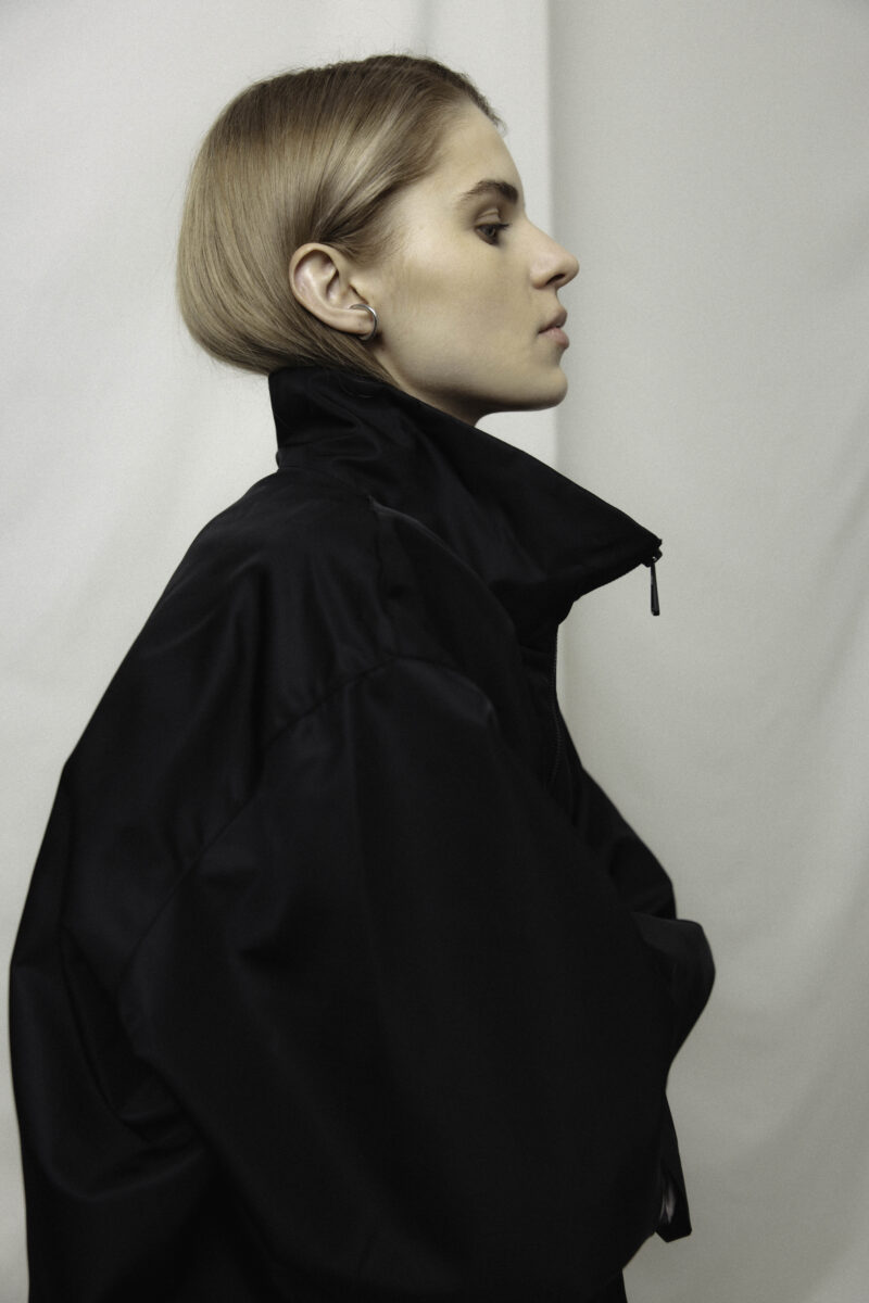 gildi light jacket with zipper  | unlabel