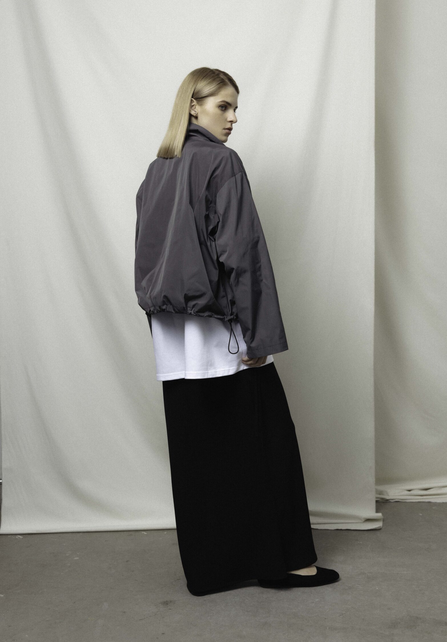 gildi light jacket with zipper  | unlabel