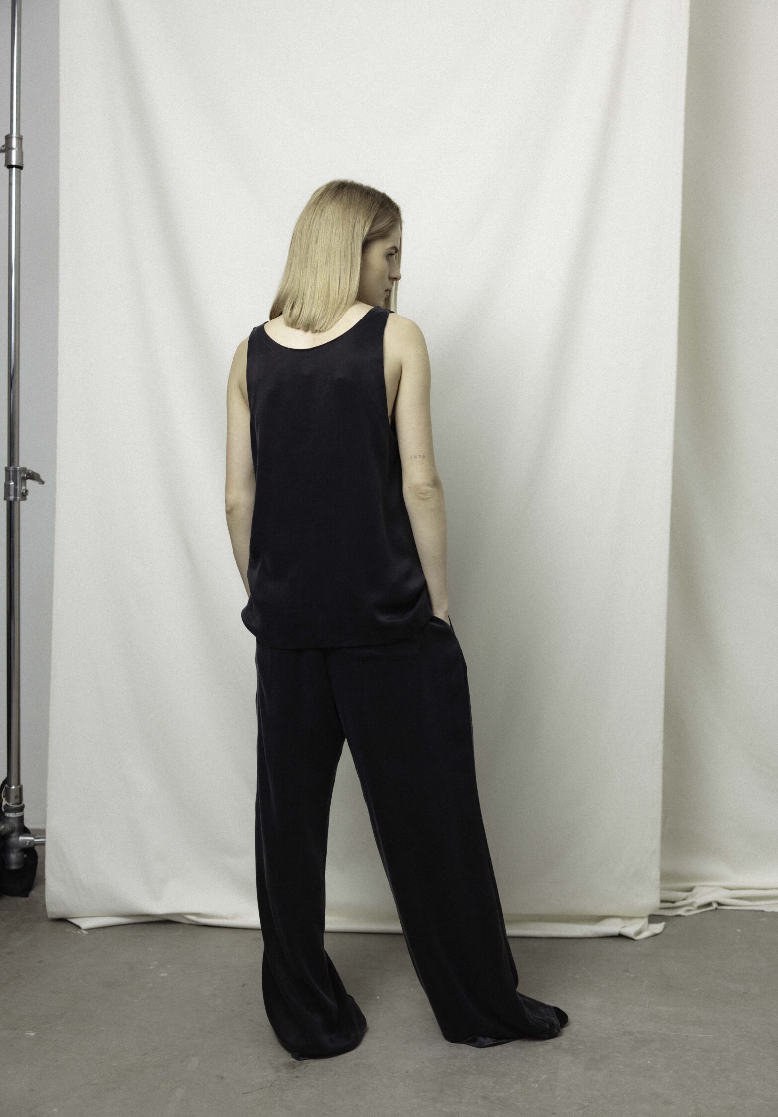 narva pants  | unlabel