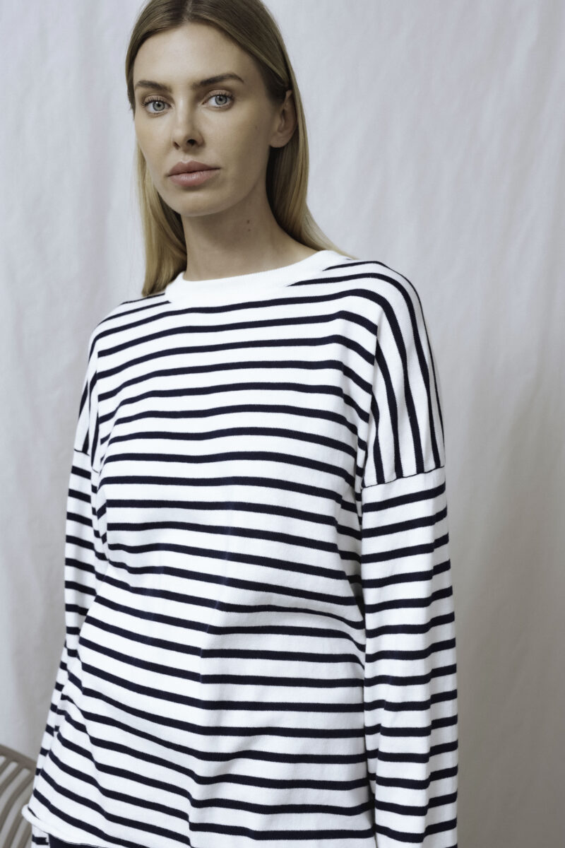 Coral sweater  | unlabel
