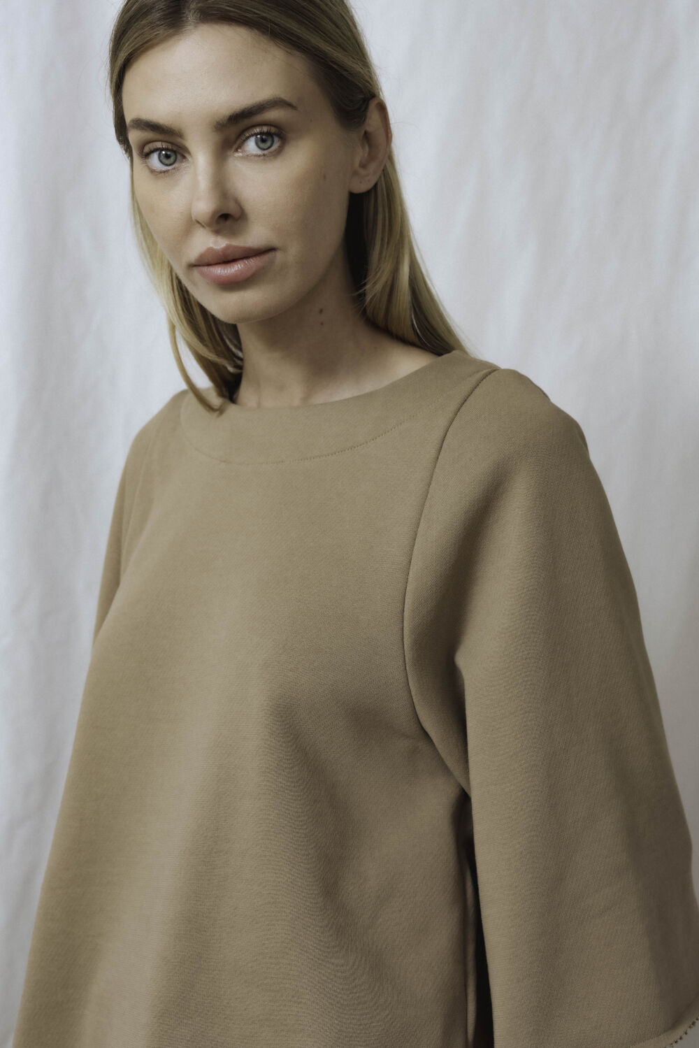 Mokau sweattop  | unlabel