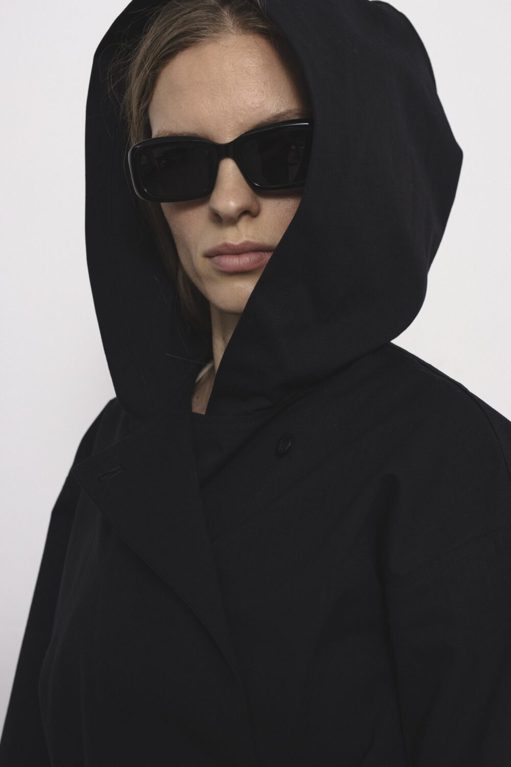 Women's clothing fashion. Ada jacket min from unlabel f/w 25'26 collection. Minimalist style, modern design, premium quality womenswear. Made in Lithuania.
