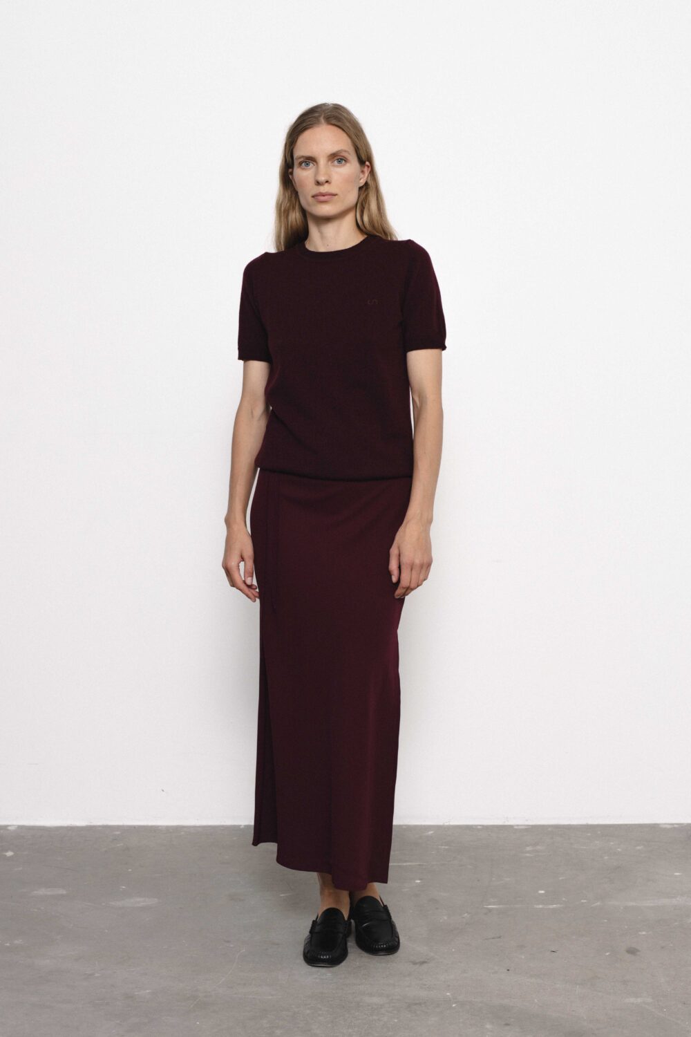 Women's clothing fashion. Andes top from unlabel f/w 25'26 collection. Minimalist style, modern design, premium quality womenswear. Made in Lithuania.