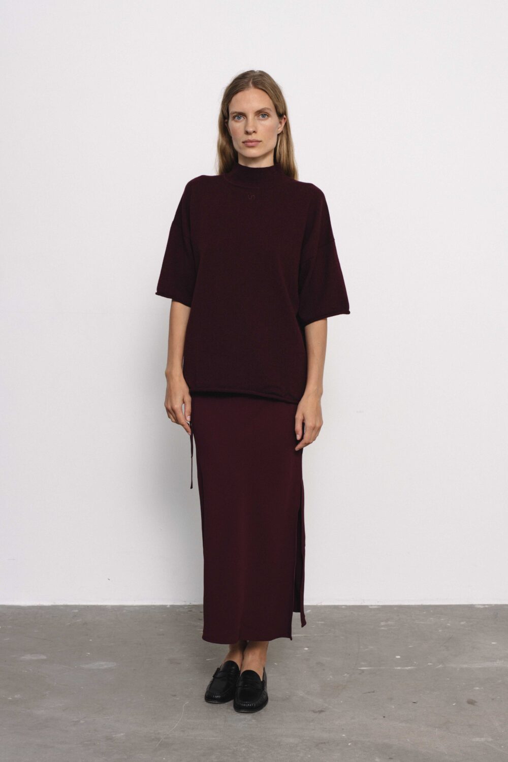 Women's clothing fashion. Hayes2 top from unlabel f/w 25'26 collection. Minimalist style, modern design, premium quality womenswear. Made in Lithuania.
