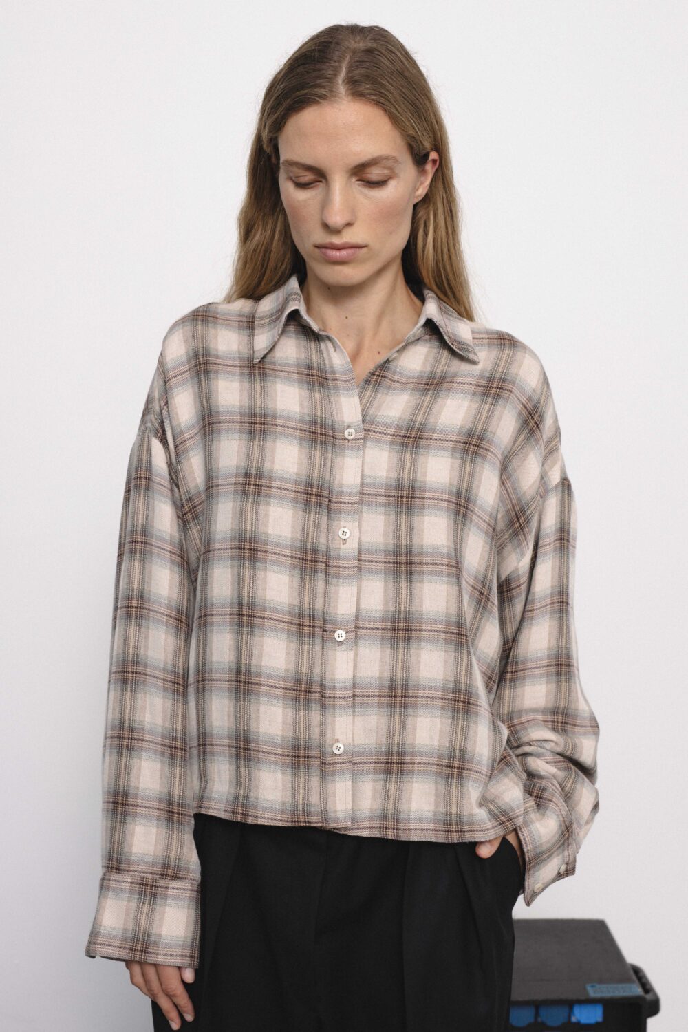 Women's clothing fashion. Meg double shirt from unlabel f/w 25'26 collection. Minimalist style, modern design, premium quality womenswear. Made in Lithuania.