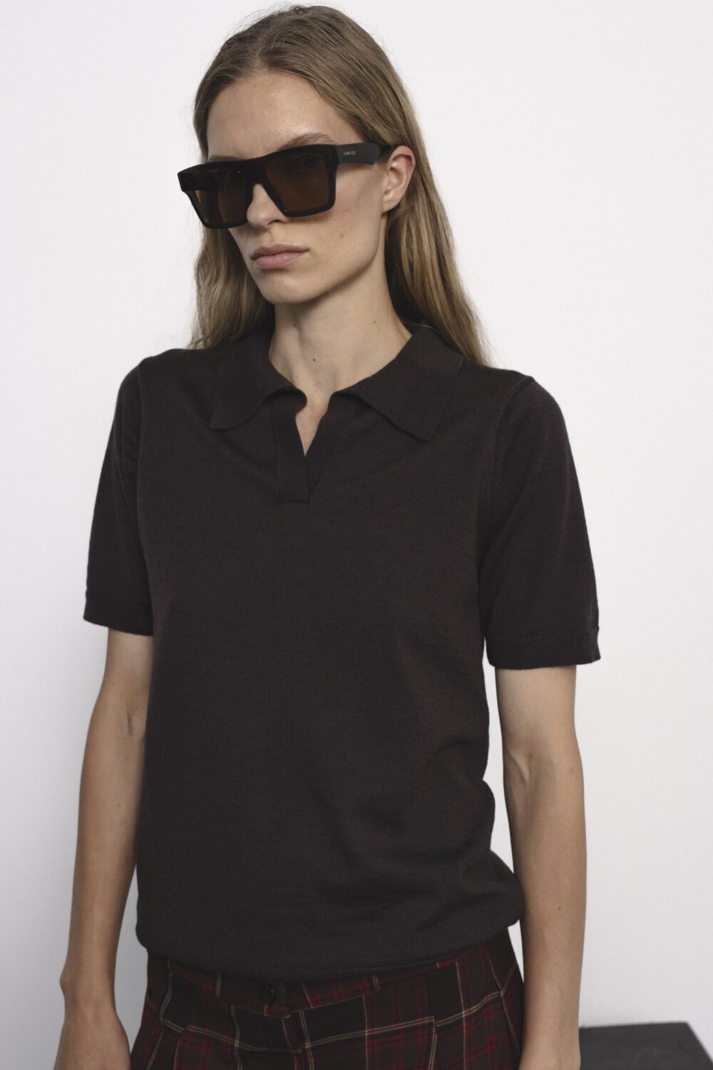 Women's clothing fashion. Nora4 top esspreso from unlabel f/w 25'26 collection. Minimalist style, modern design, premium quality womenswear. Made in Lithuania.