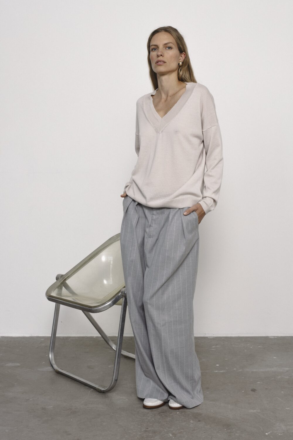 Women's clothing fashion. Sarah2 sweater from unlabel f/w 25'26 collection. Minimalist style, modern design, premium quality womenswear. Made in Lithuania.