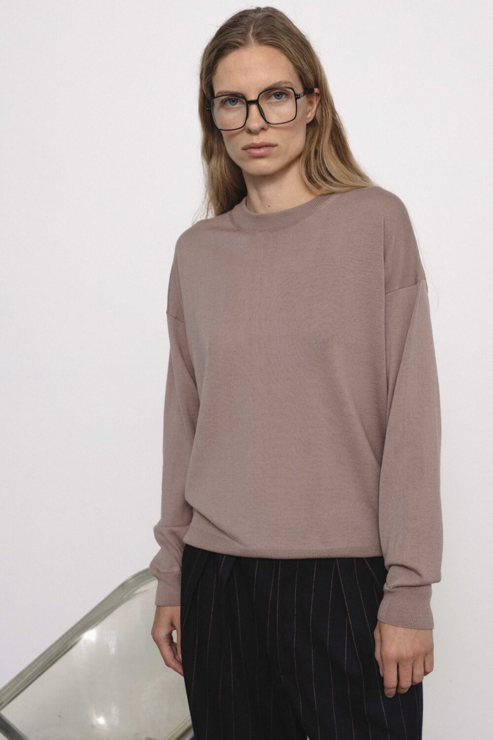 Women's clothing fashion. Viola3 sweater from unlabel f/w 25'26 collection. Minimalist style, modern design, premium quality womenswear. Made in Lithuania.