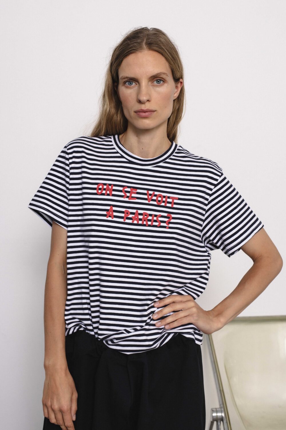 Women's clothing fashion. rhode4 t shirt on se voi a Paris from unlabel f/w 25'26 collection. Minimalist style, modern design, premium quality womenswear. Made in Lithuania.