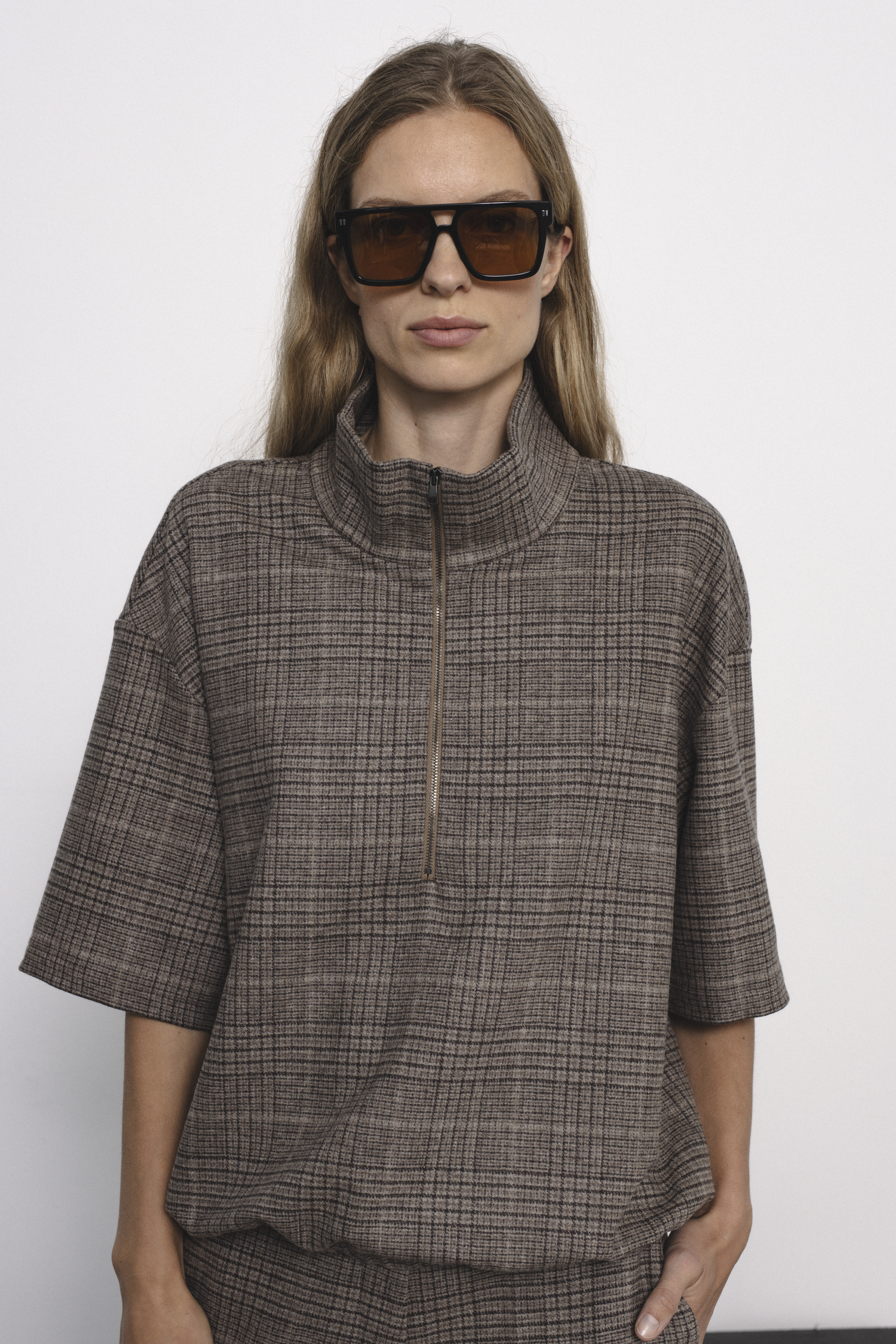 Lia top | unlabel Women's clothing fashion. Lia top from unlabel f/w 25'26 collection. Minimalist style, modern design, premium quality womenswear. Made in Lithuania.