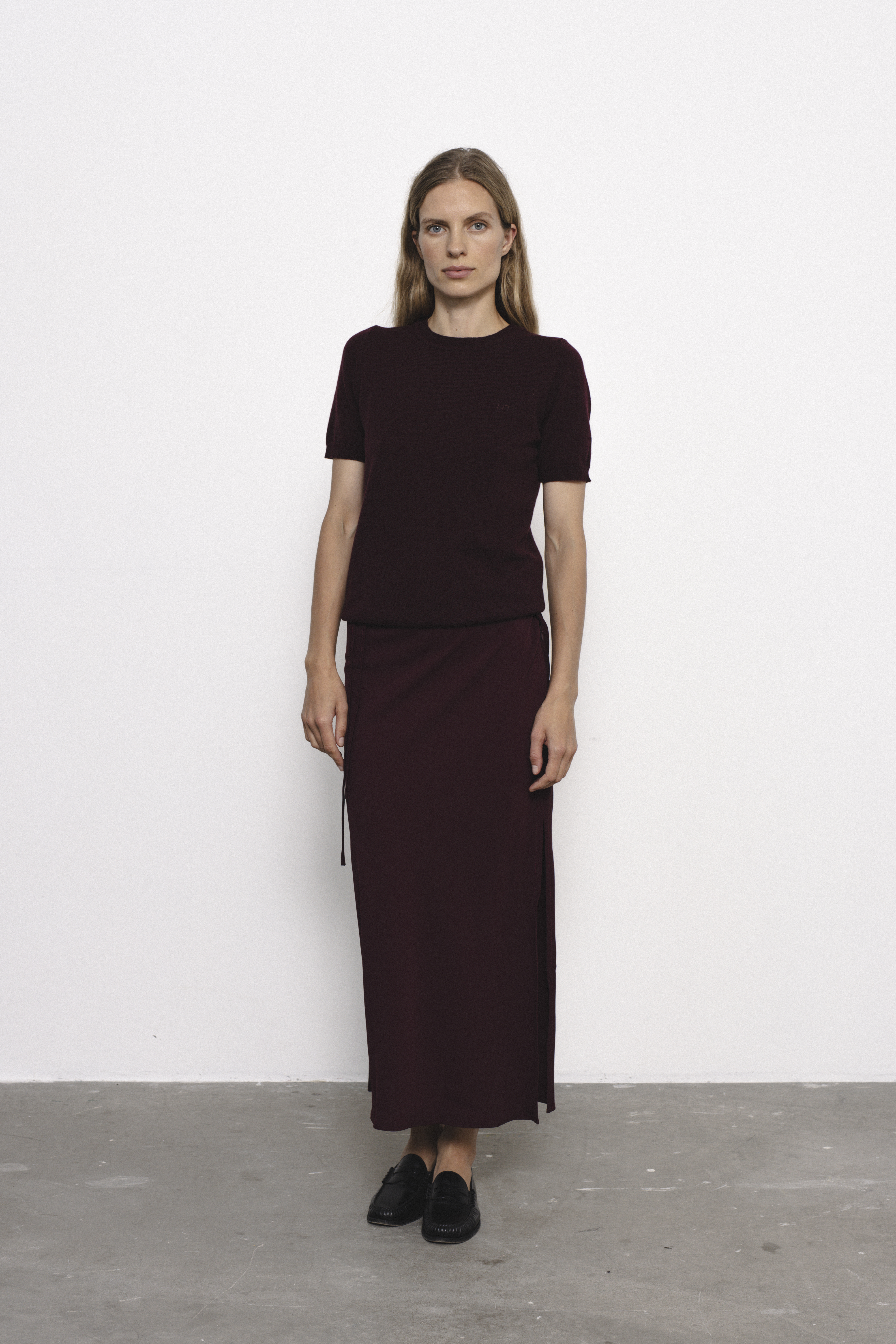 Salvo skirt | unlabel Women's clothing fashion. Salvo skirt from unlabel f/w 25'26 collection. Minimalist style, modern design, premium quality womenswear. Made in Lithuania.