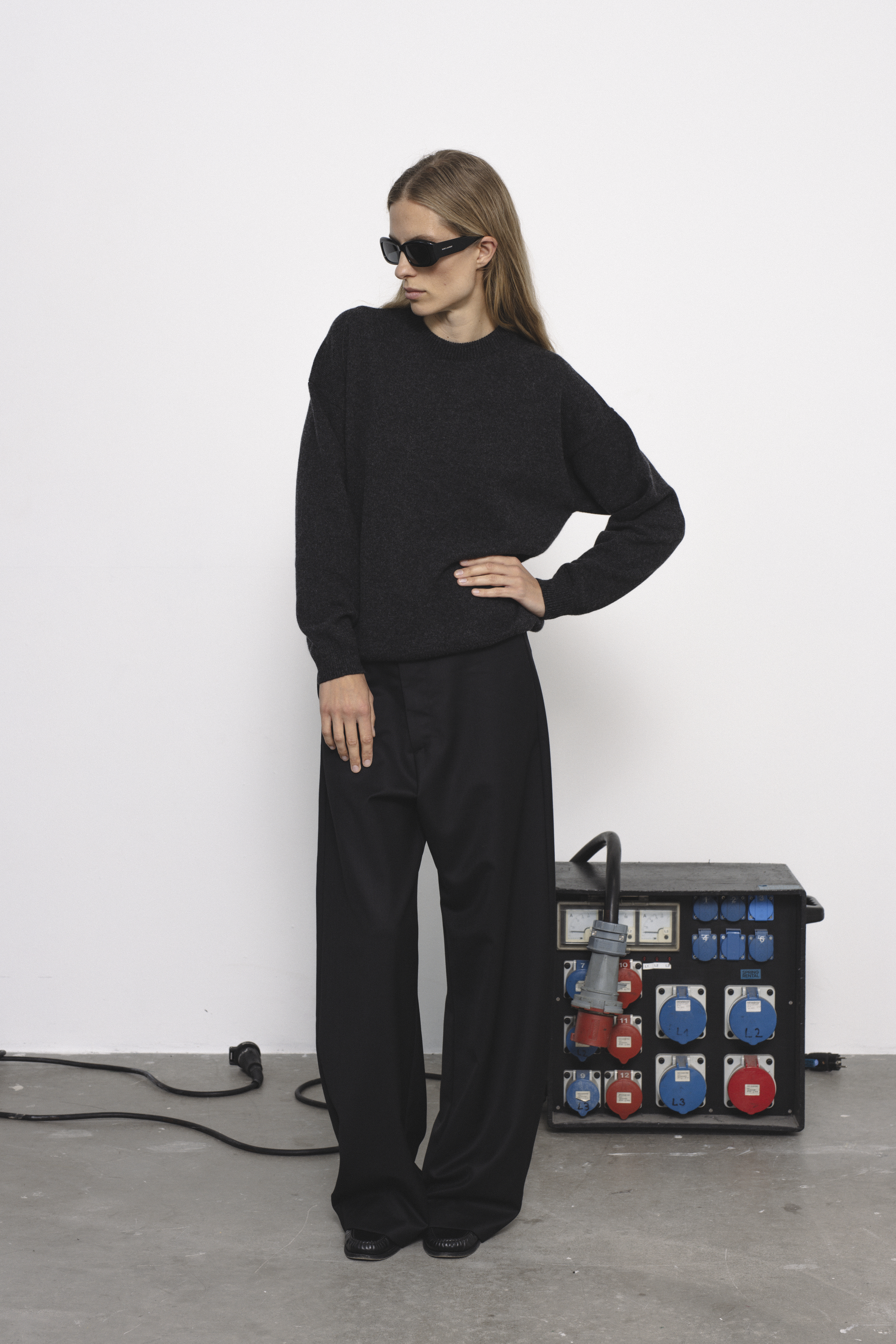 Zoe pants | unlabel Women's clothing fashion. Zoe pants from unlabel f/w 25'26 collection. Minimalist style, modern design, premium quality womenswear. Made in Lithuania.