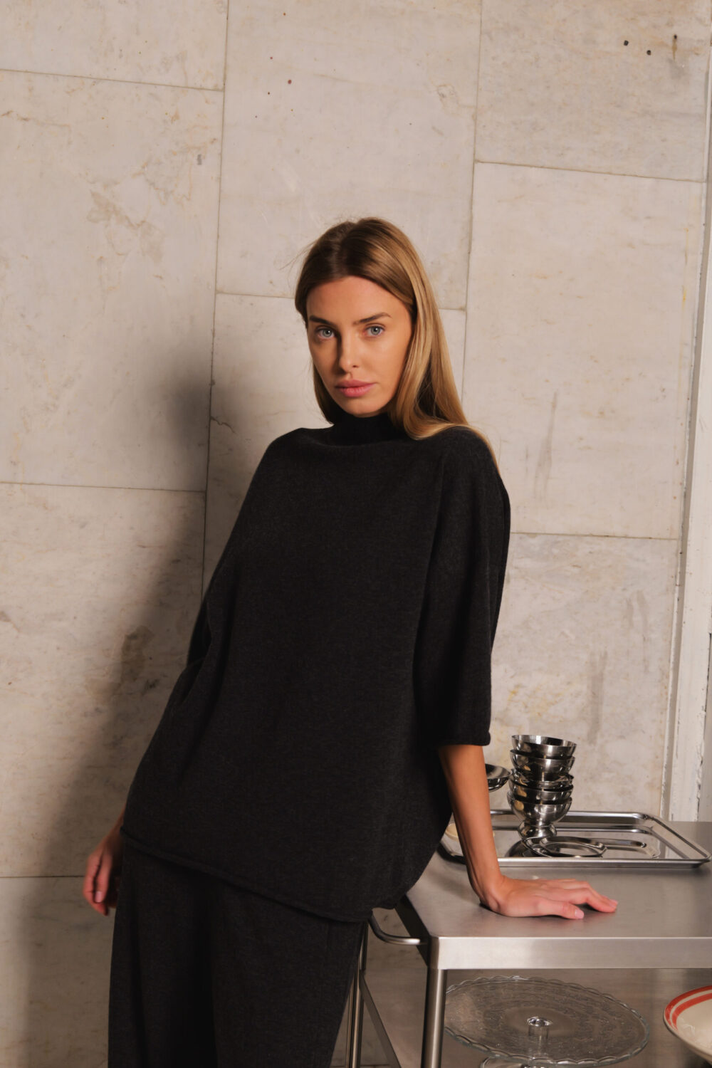 Women's clothing fashion. Ella4 top from unlabel f/w 25'26 collection. Minimalist style, modern design, premium quality womenswear. Made in Lithuania.