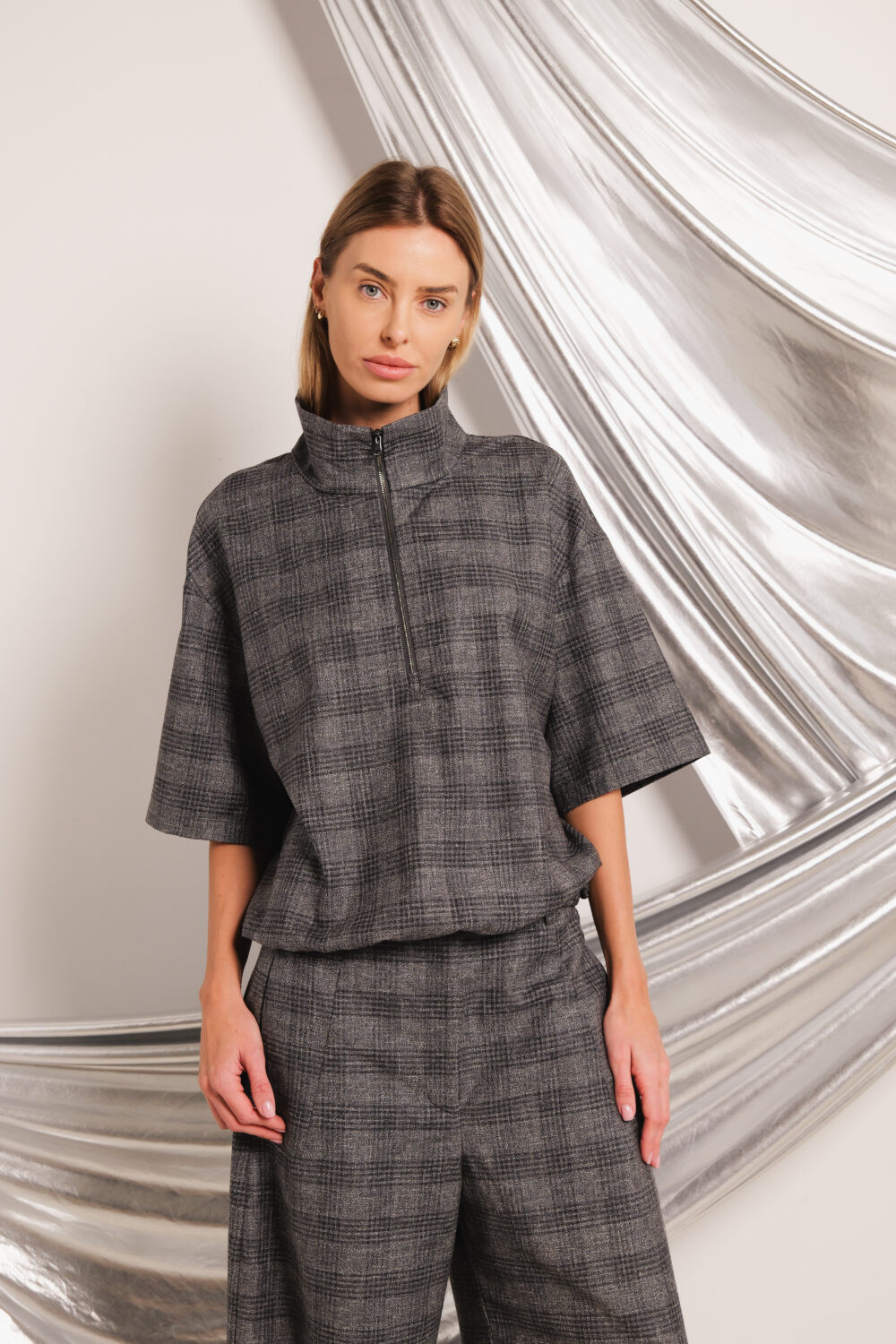 Women's clothing fashion. Lia1 top from unlabel f/w 25'26 collection. Minimalist style, modern design, premium quality womenswear. Made in Lithuania.