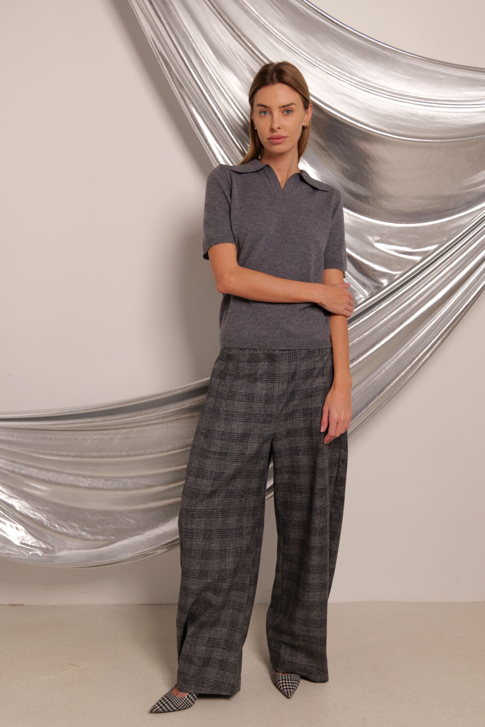 Women's clothing fashion. Maya6 polotop from unlabel f/w 25'26 collection. Minimalist style, modern design, premium quality womenswear. Made in Lithuania.