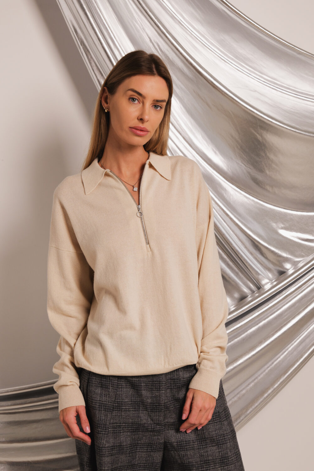 Women's clothing fashion. Willow3 polotopzip from unlabel f/w 25'26 collection. Minimalist style, modern design, premium quality womenswear. Made in Lithuania.